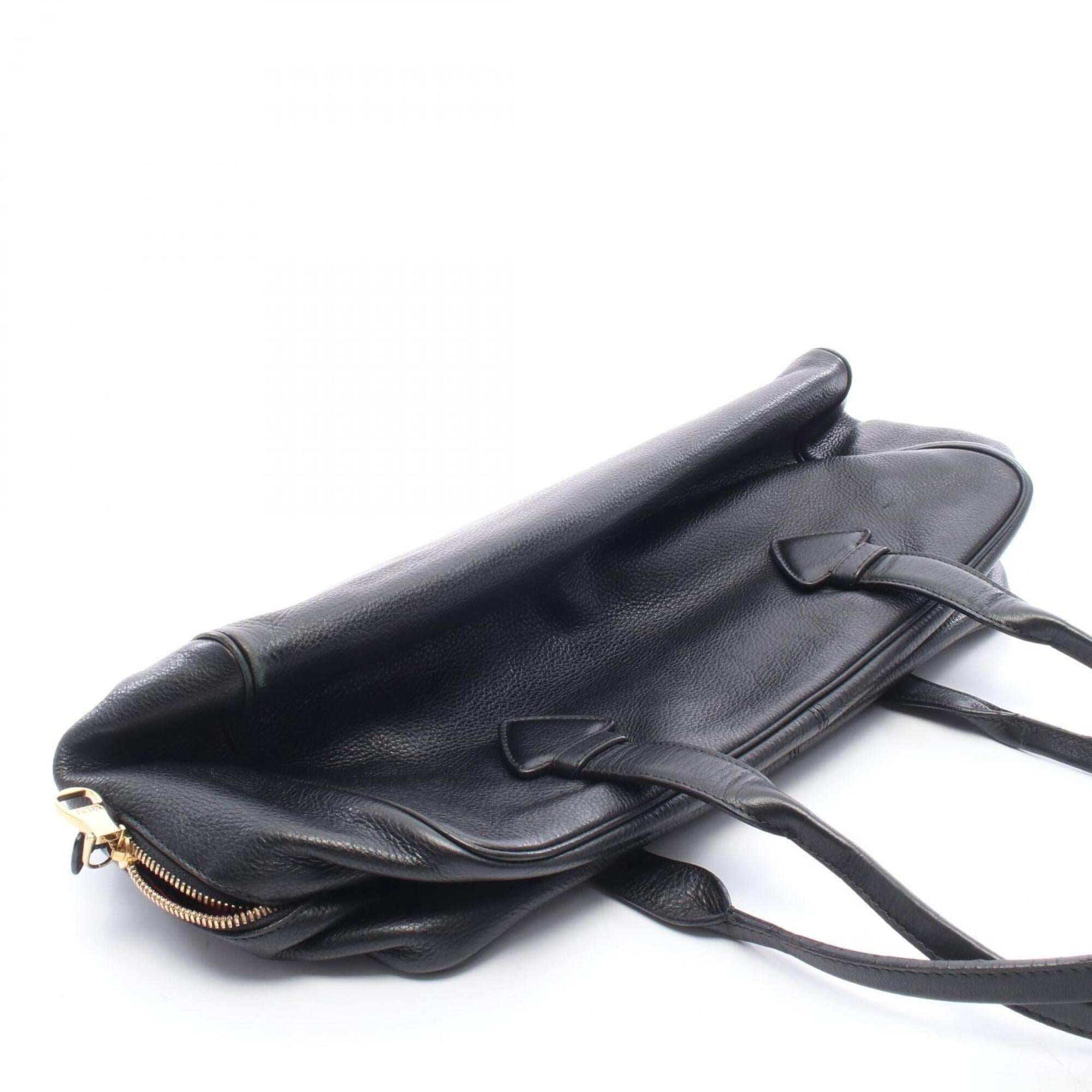 Loewe Black Leather Handbag (Pre-Owned)