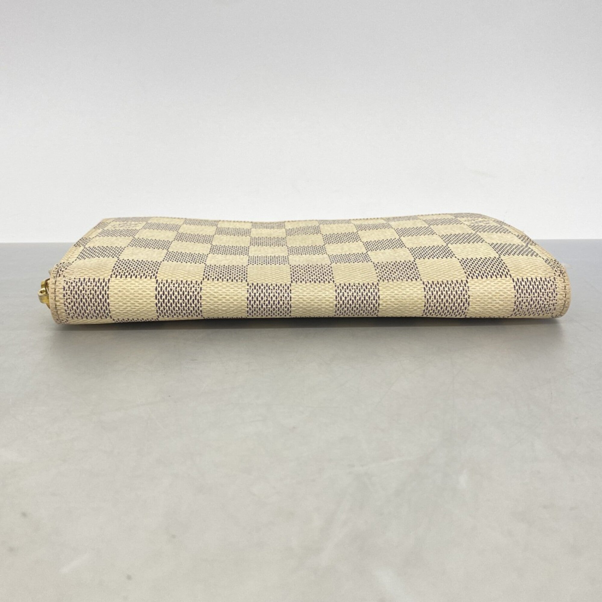 Louis Vuitton White Long Wallet (Bi-Fold) (Pre-Owned)