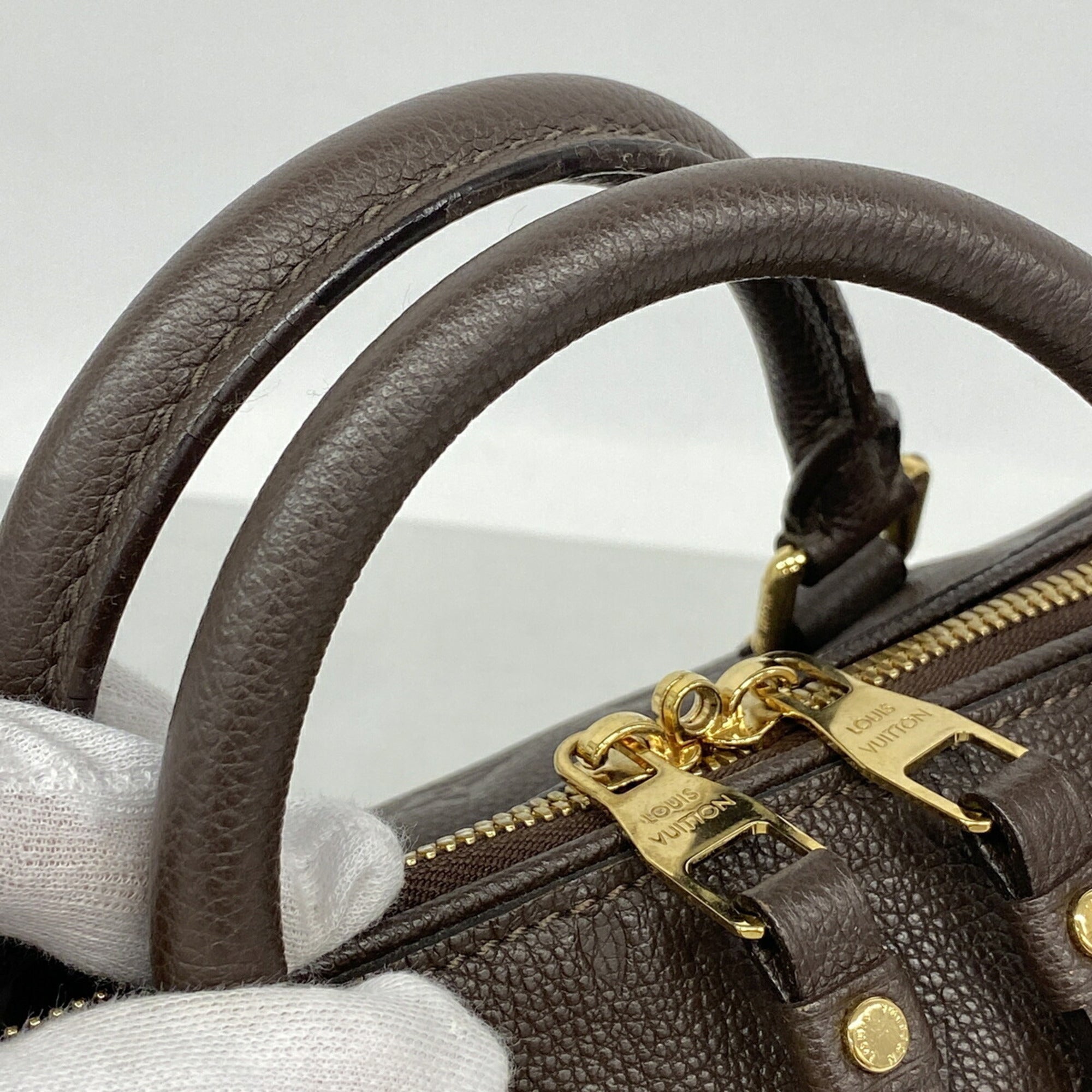 Louis Vuitton Aurore Handbag (Pre-Owned)