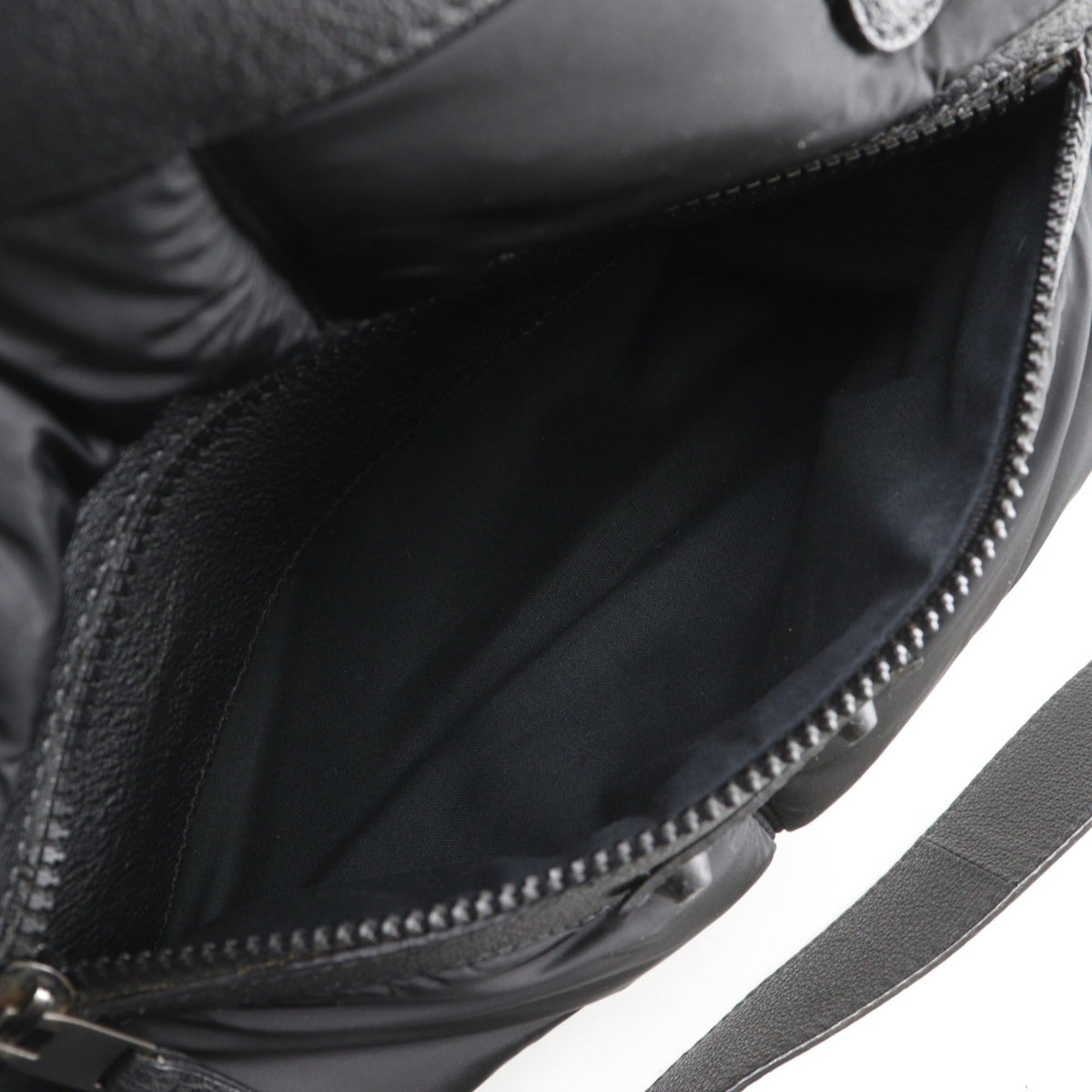 Balenciaga Black Nylon Leather Boston Bag Shoulder Bag (Pre-Owned)