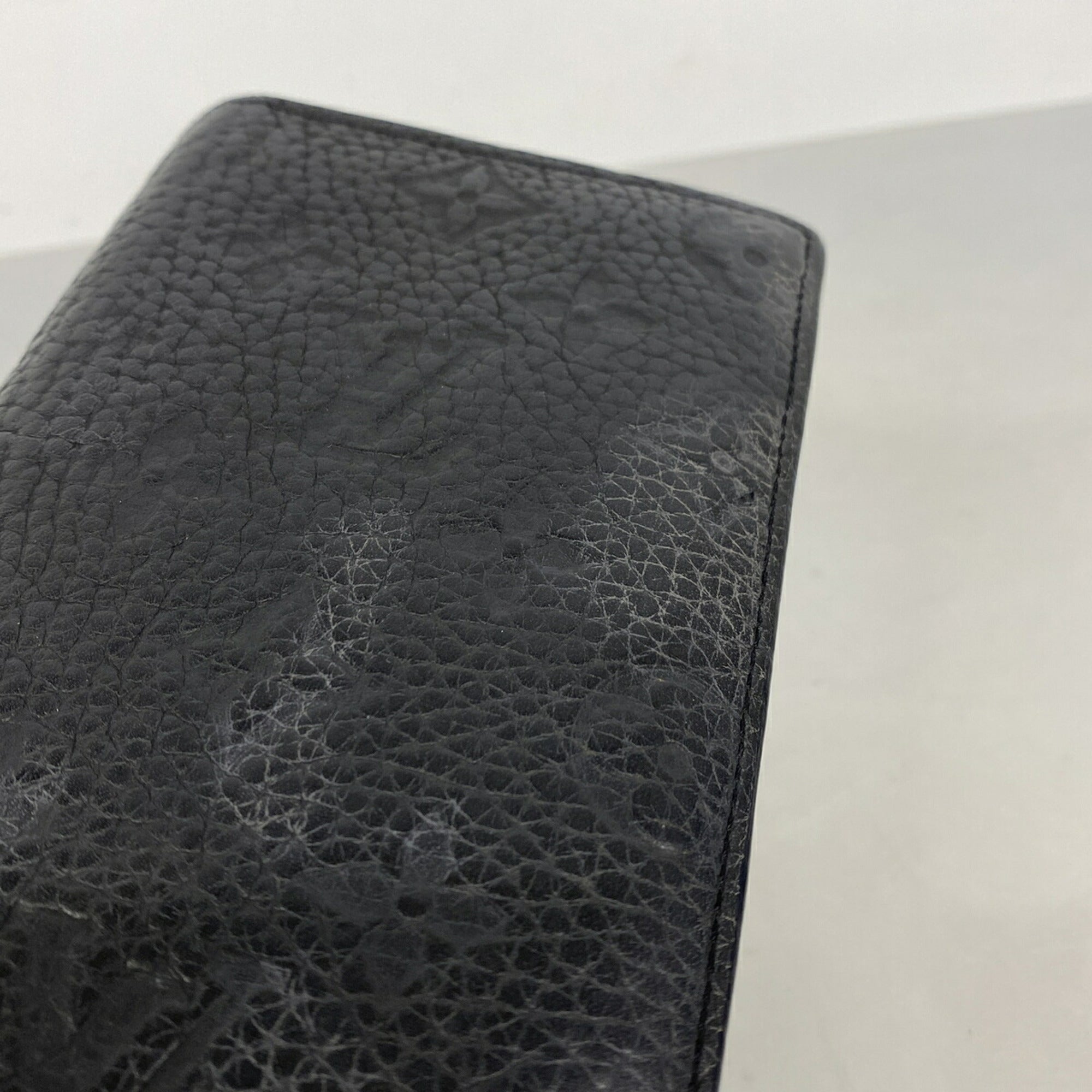 Louis Vuitton Black Long Wallet (Bi-Fold) (Pre-Owned)