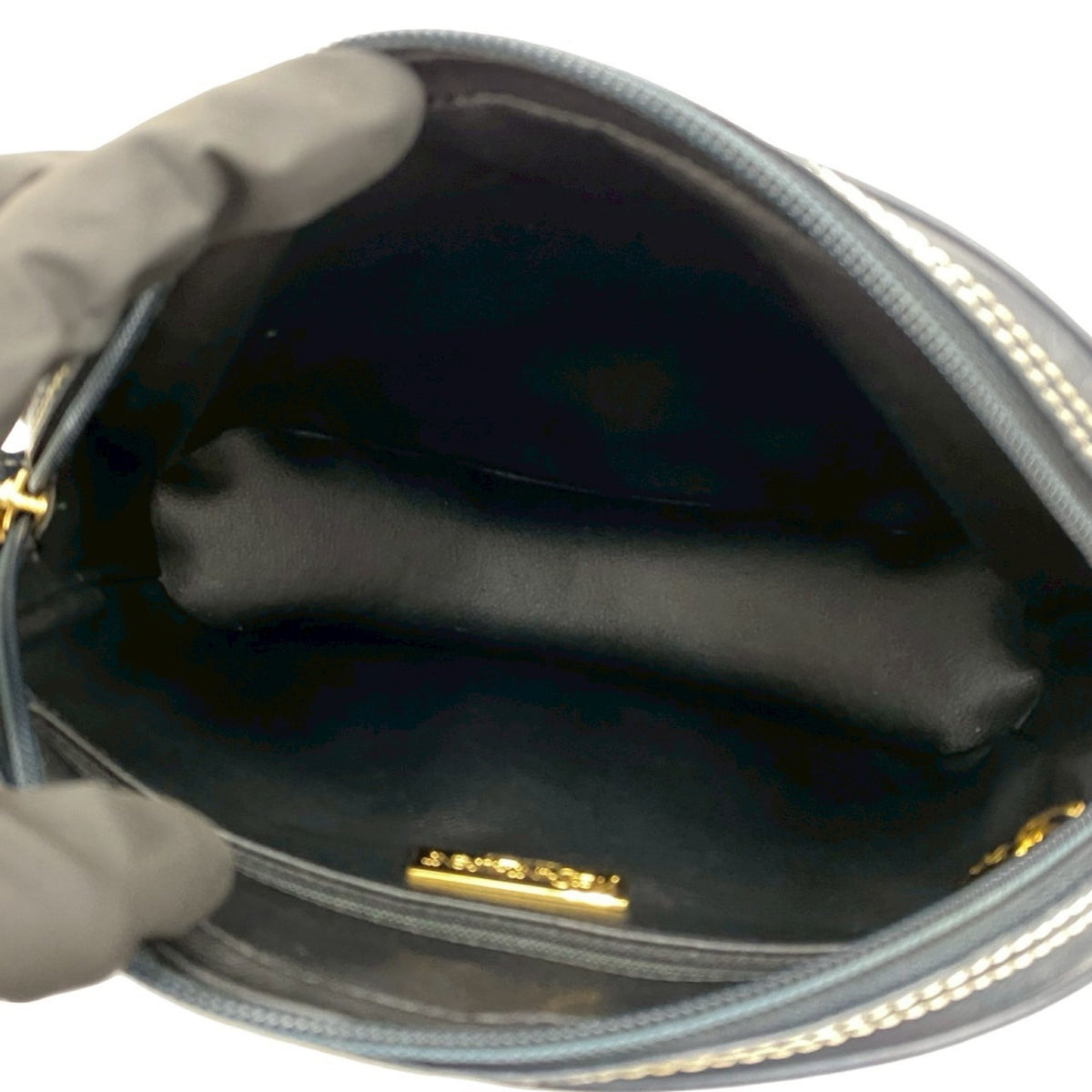 Yves Saint Laurent Navy Leather Shoulder Bag (Pre-Owned)