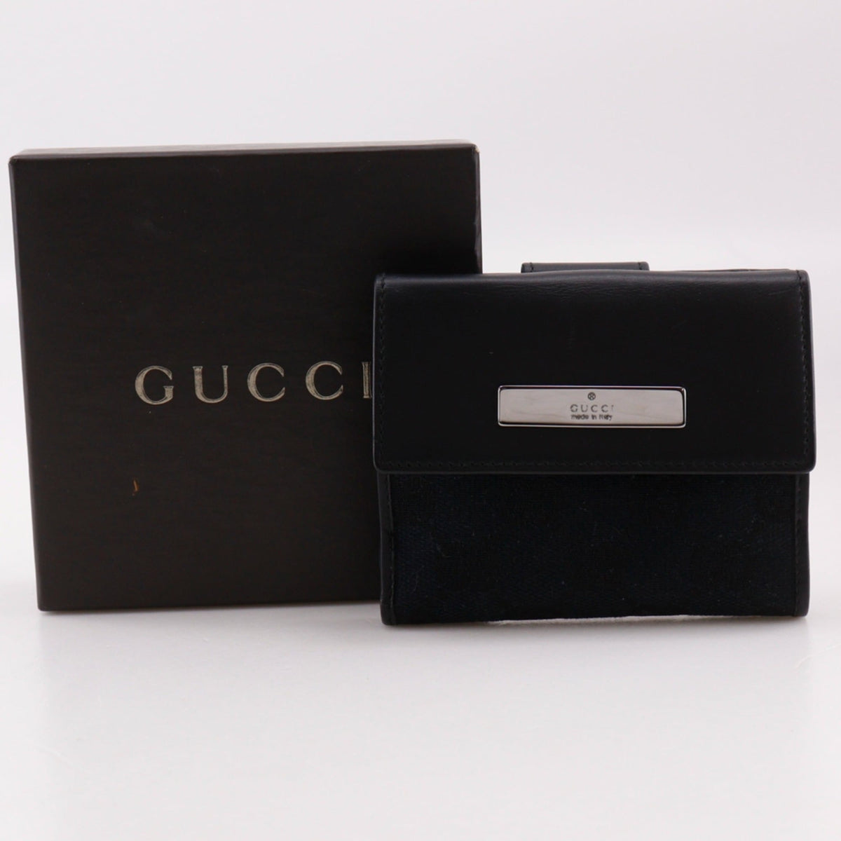 Gucci Black Gg Canvas Wallet (Bi-Fold) (Pre-Owned)