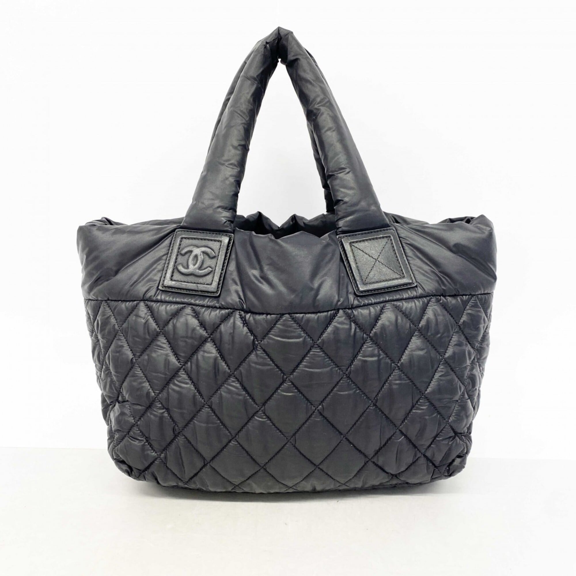 Chanel Black Nylon Tote Bag (Pre-Owned)