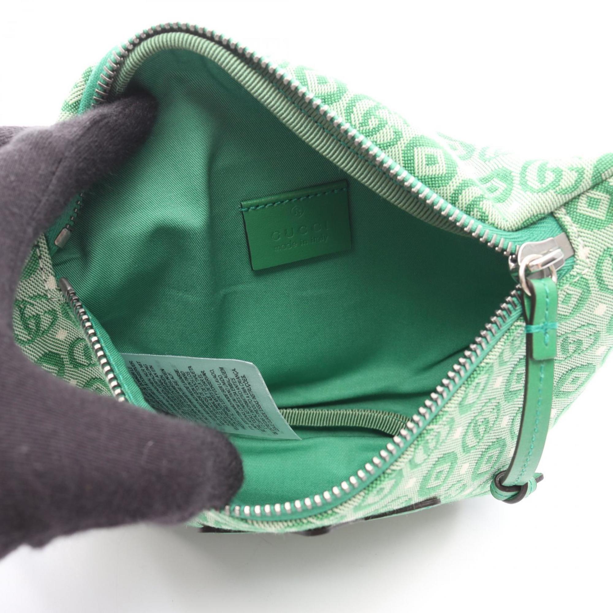 Gucci Green White Canvas Leather Fanny Pack (Pre-Owned)