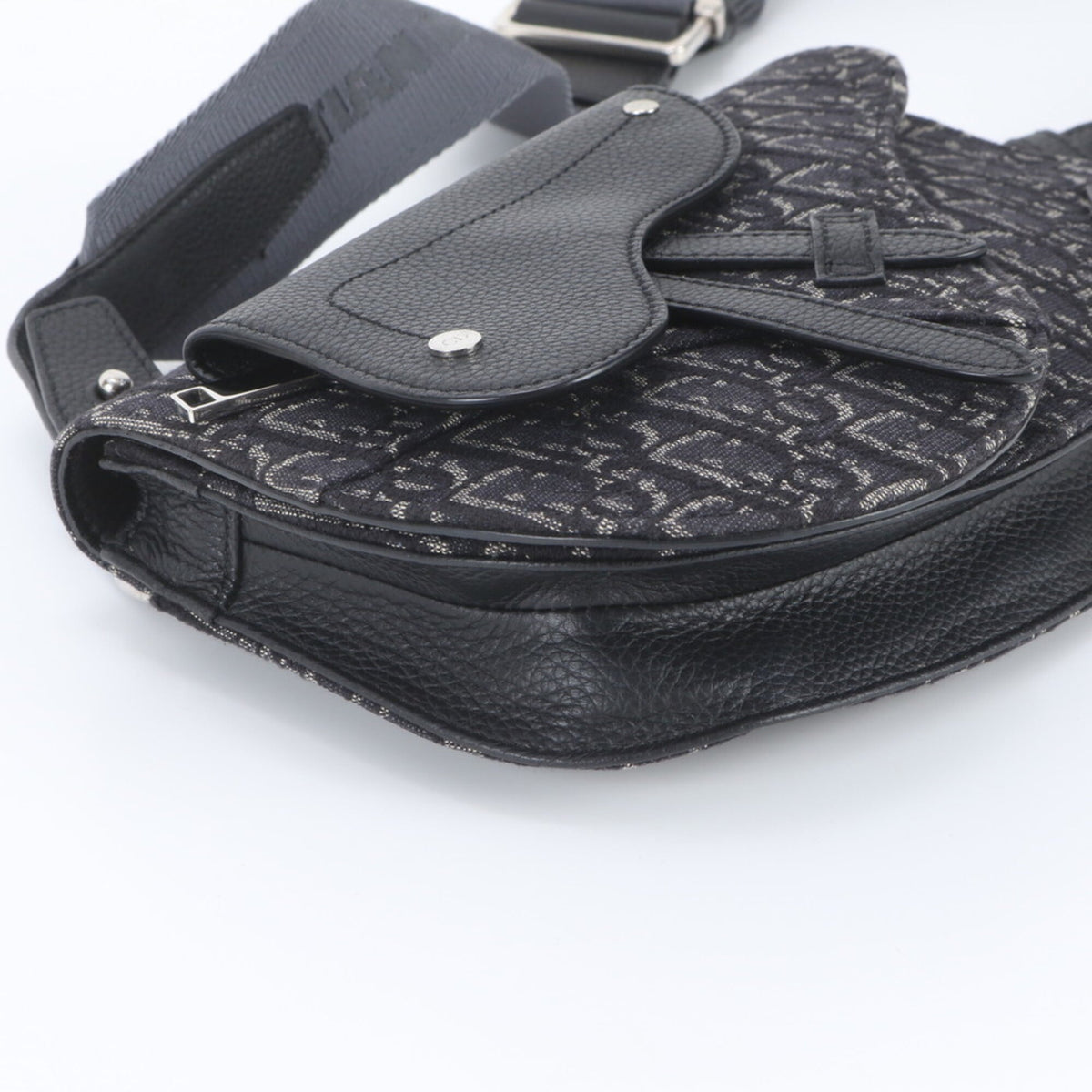 Christian Dior Black Leather Canvas Messenger Bag Shoulder Bag (Pre-Owned)