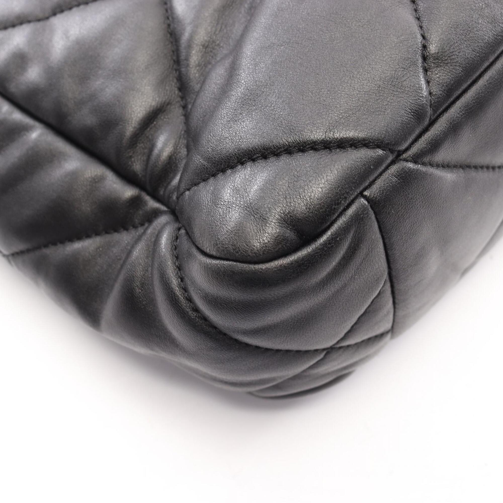 Chanel Black Leather Handbag Shoulder Bag (Pre-Owned)