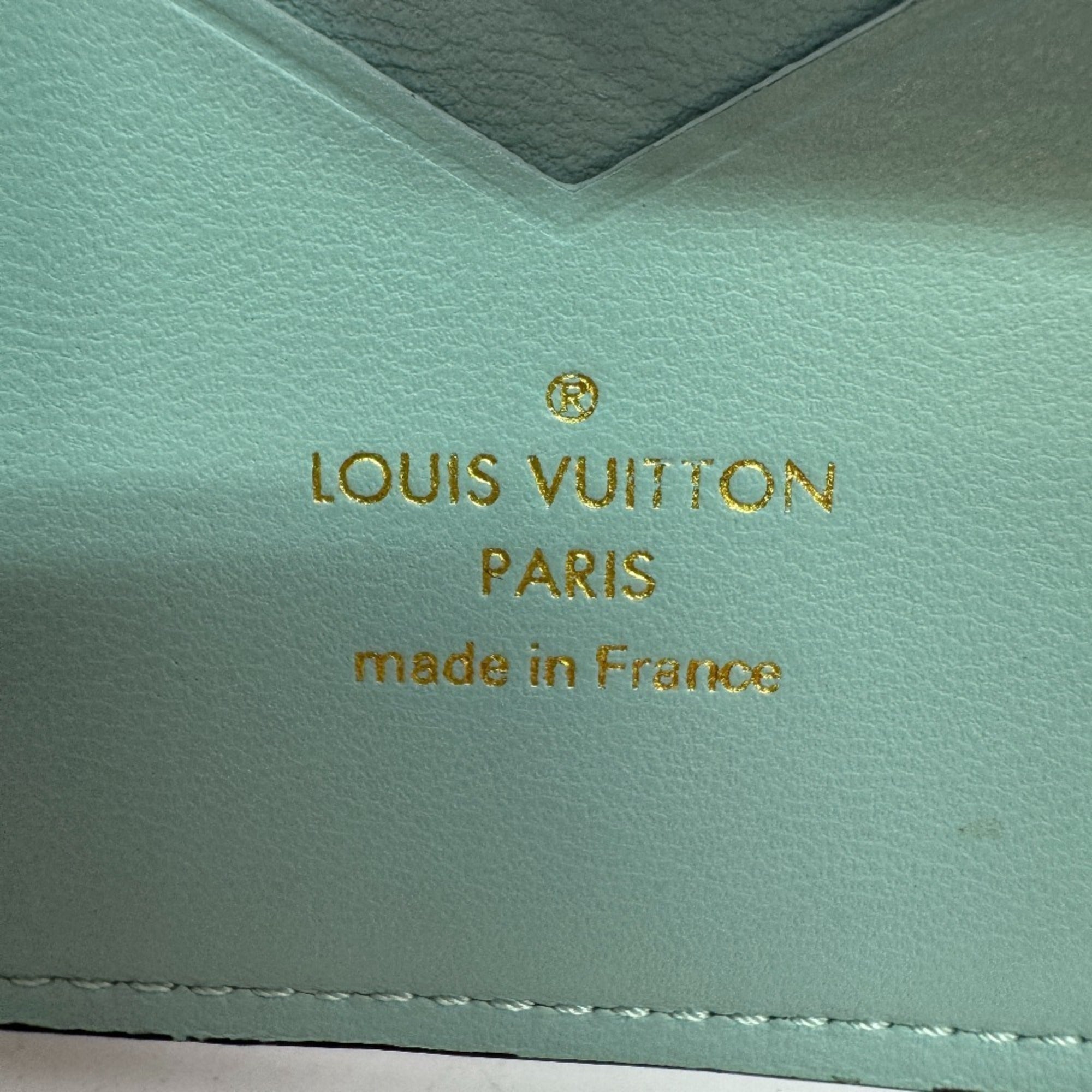 Louis Vuitton Beige Blue Leather Wallet (Bi-Fold) (Pre-Owned)