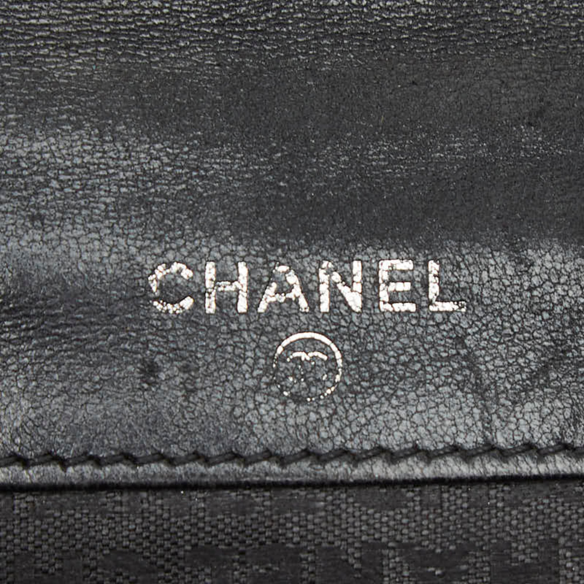 Chanel Black Leather Wallet (Bi-Fold) (Pre-Owned)