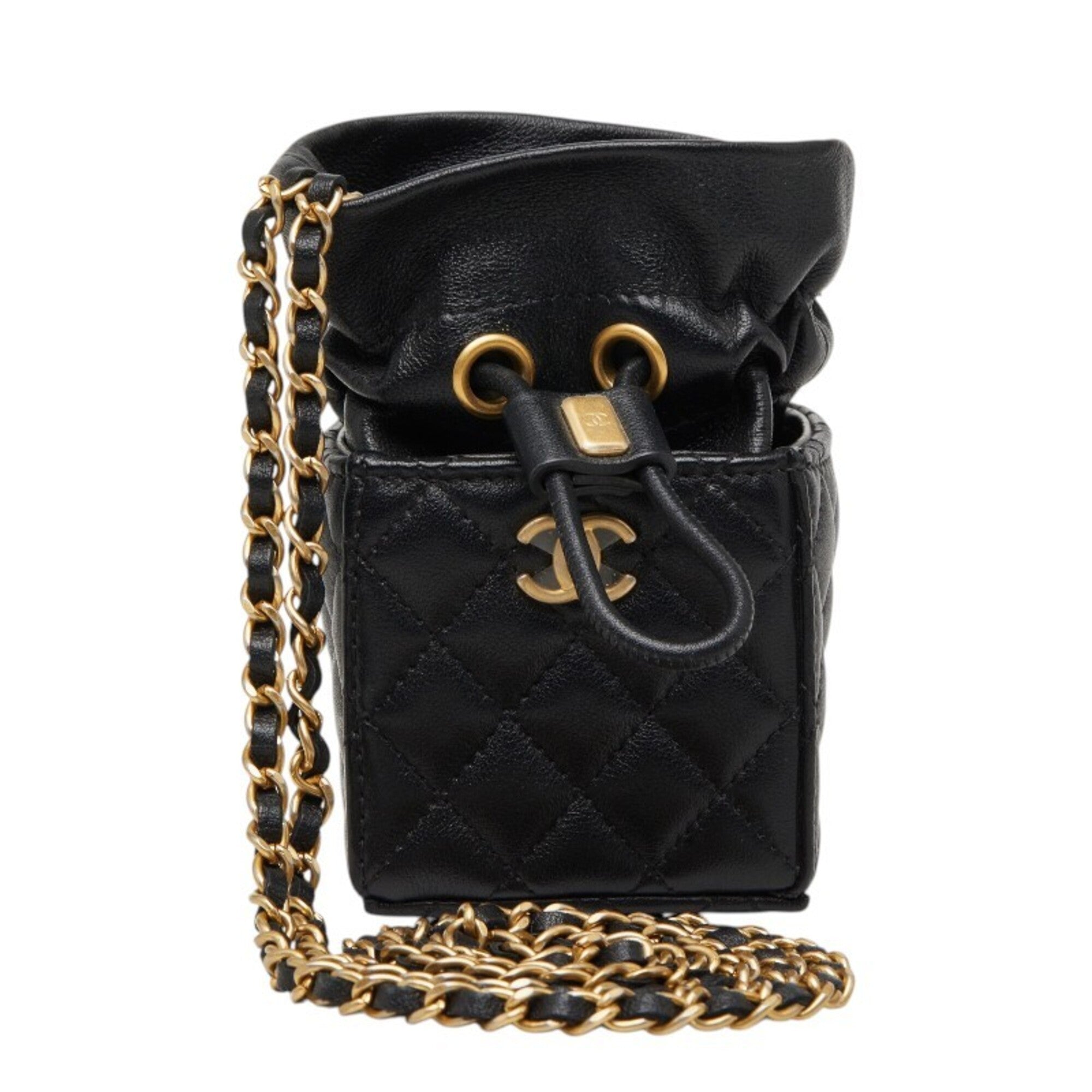 Chanel Black Leather Shoulder Bag (Pre-Owned)