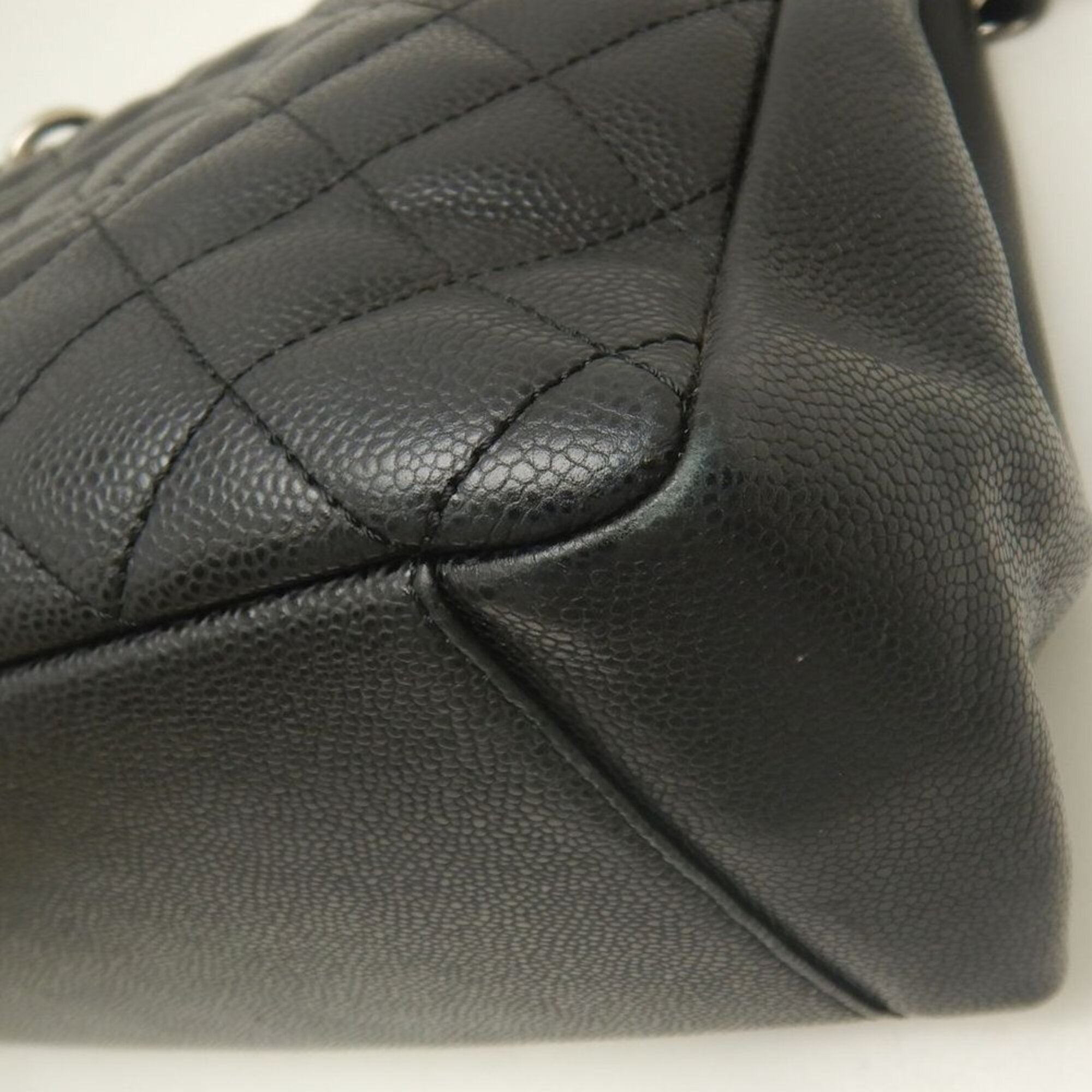 Chanel Black Grained Calfskin Tote Bag (Pre-Owned)