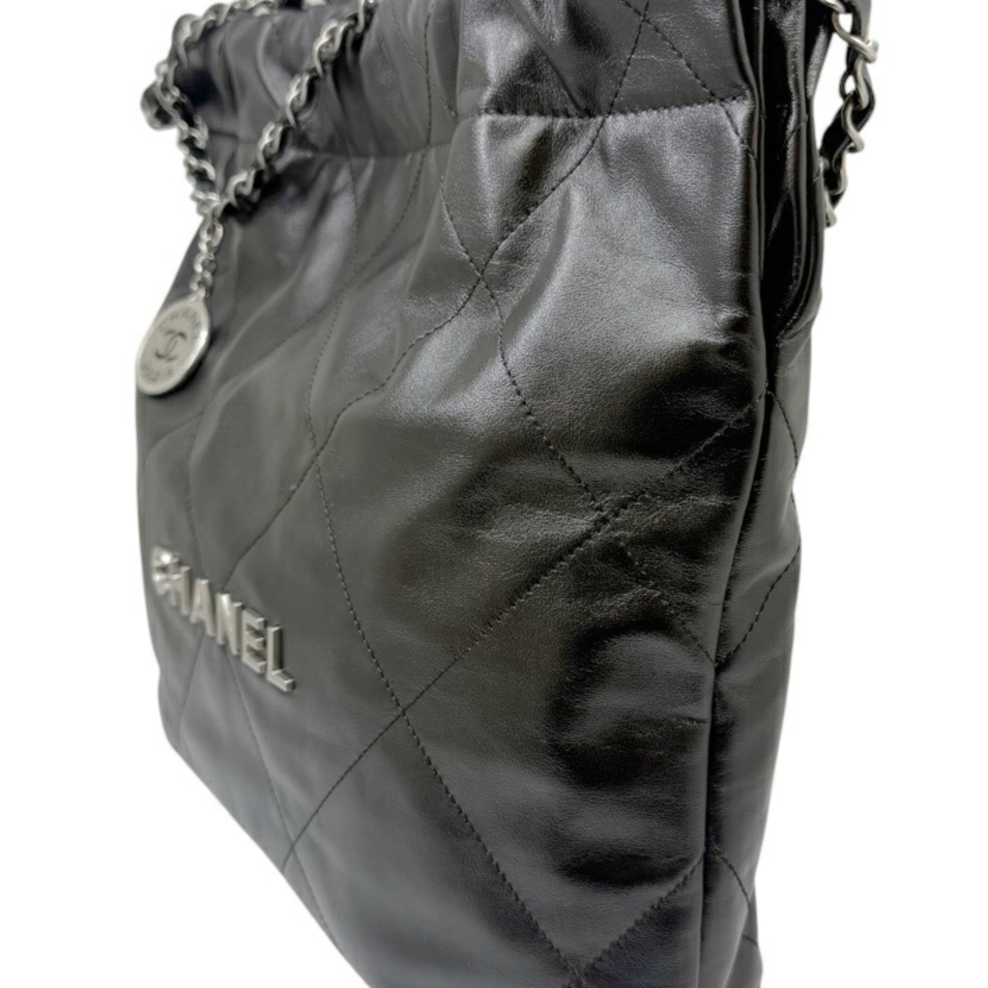 Chanel Black Leather Handbag (Pre-Owned)