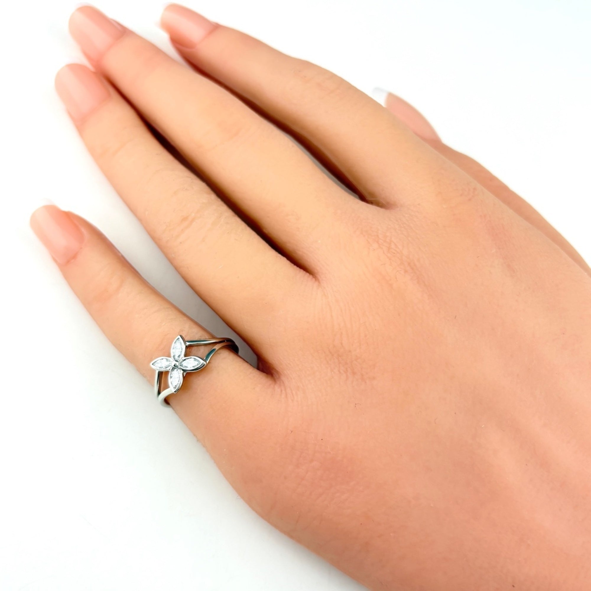 Tiffany Silver Platinum 950 Band Ring (Pre-Owned)