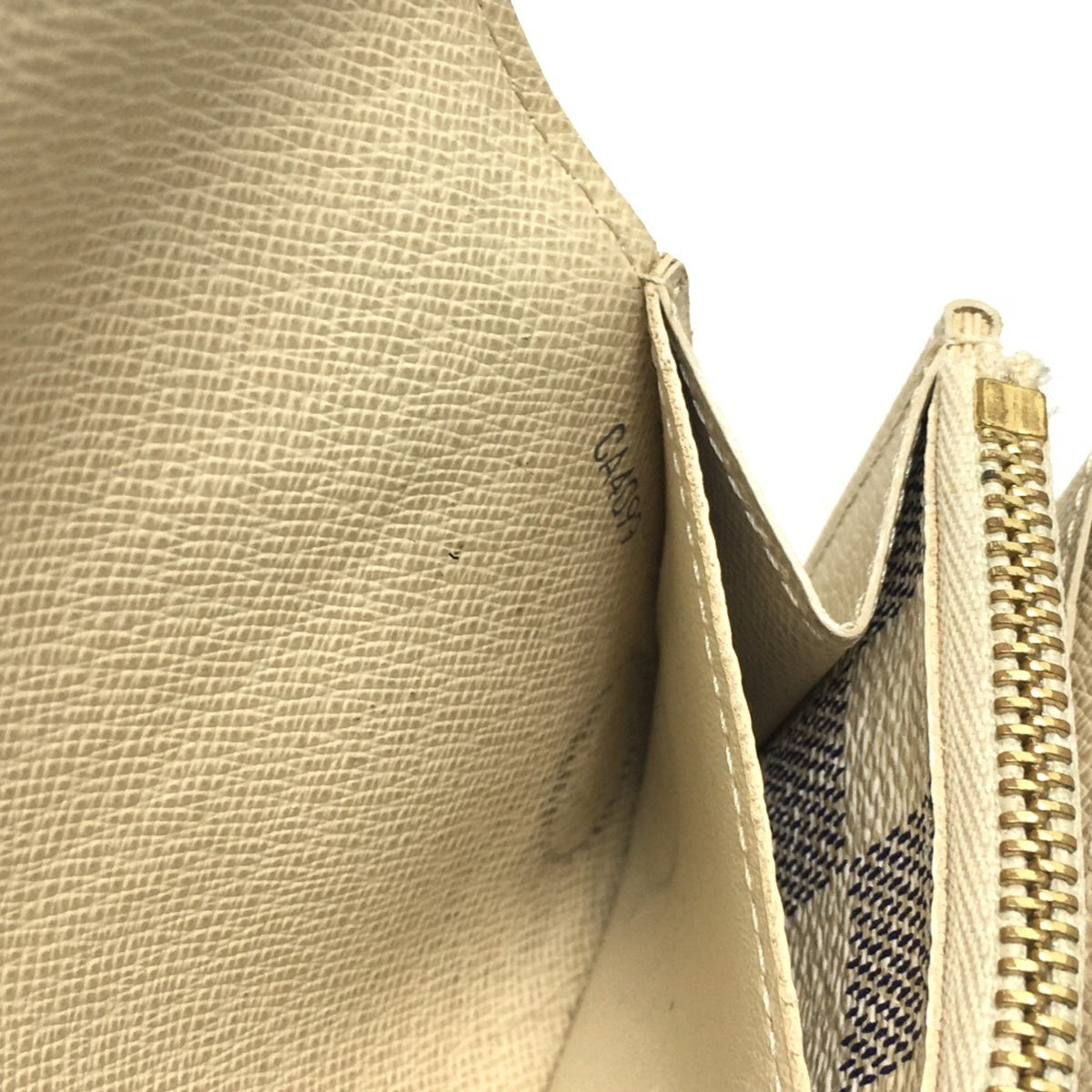 Louis Vuitton White Damier Azur Handbag Pochette Sling Bag (Pre-Owned)
