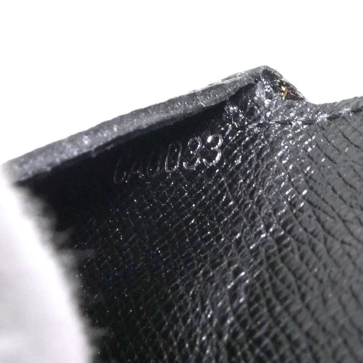 Louis Vuitton Black Taiga Leather Coin Purse/Coin Case (Pre-Owned)