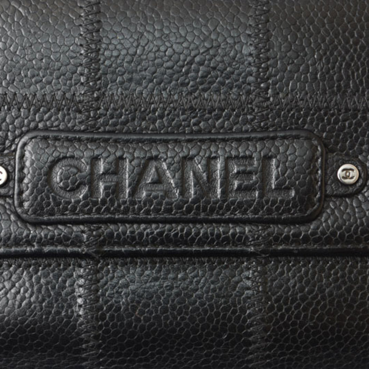 Chanel Black Leather Wallet (Bi-Fold) (Pre-Owned)