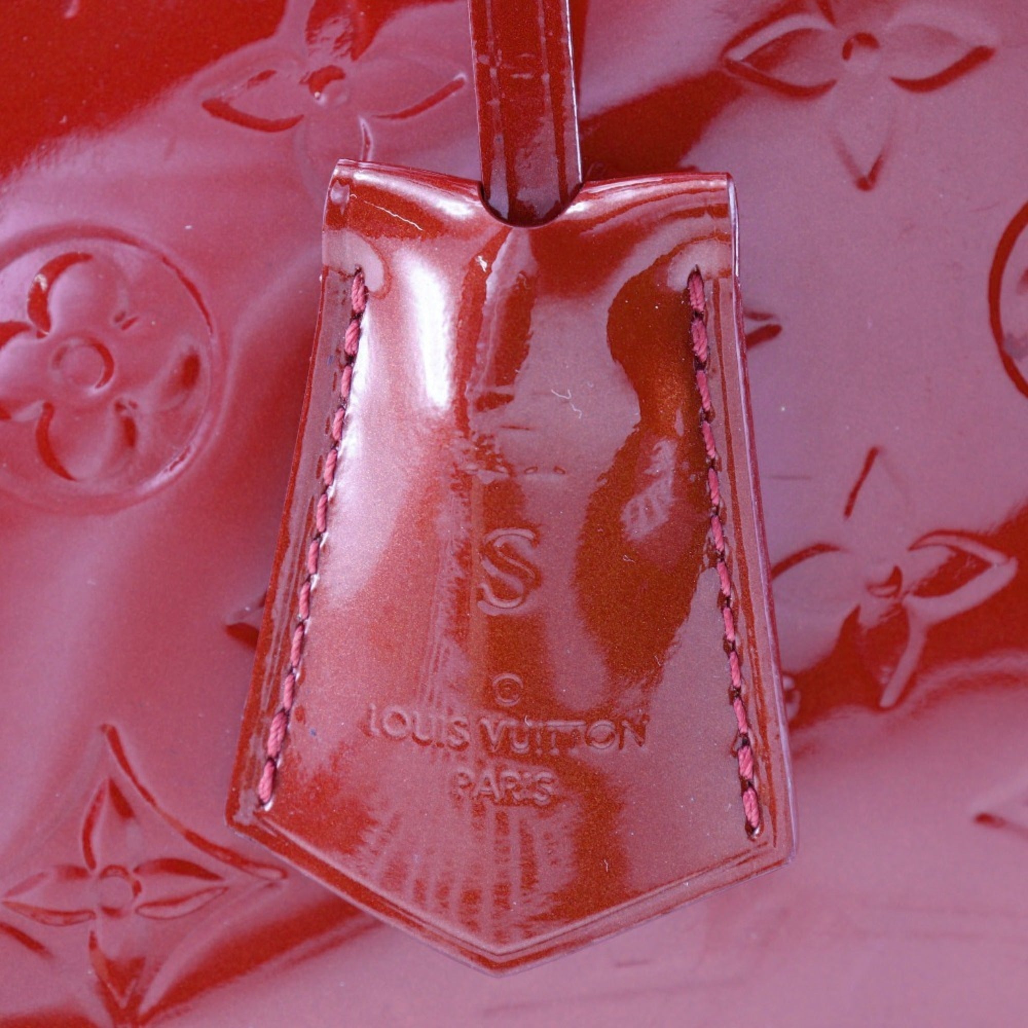 Louis Vuitton Pomme D'amour Red Color Monogram Vernis Handbag (Pre-Owned)