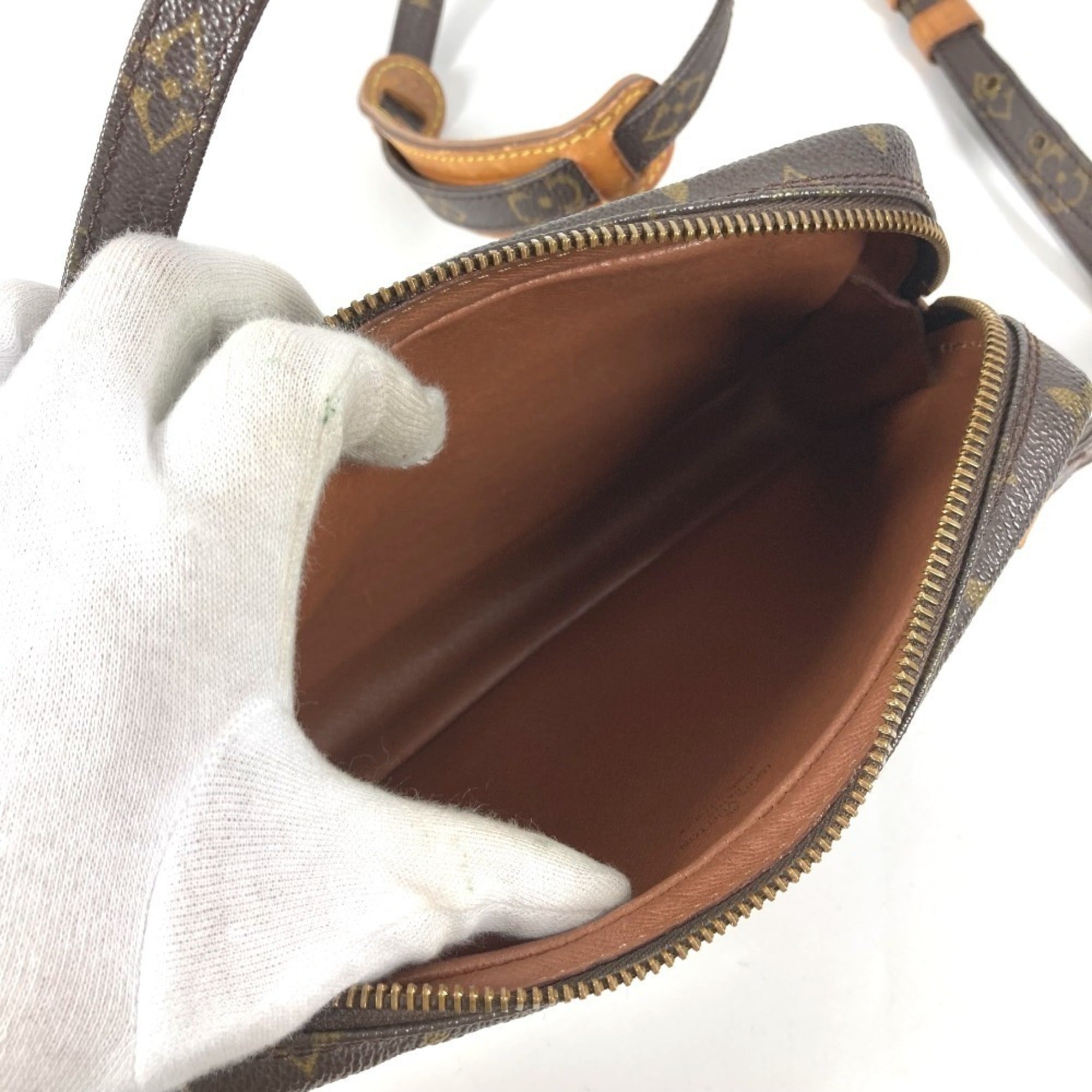 Louis Vuitton Brown Monogram Pochette Shoulder Bag (Pre-Owned)