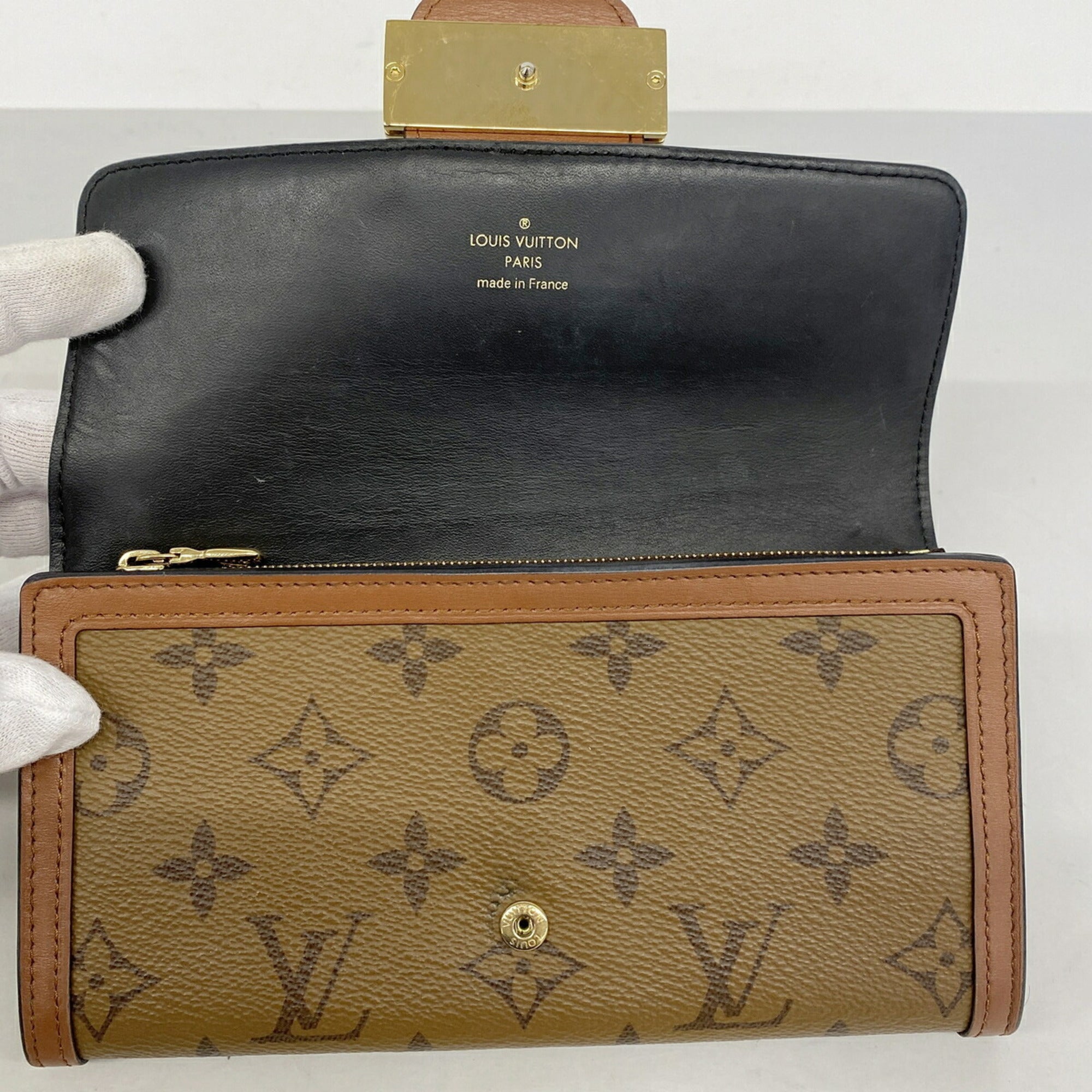Louis Vuitton Brown Long Wallet (Bi-Fold) (Pre-Owned)