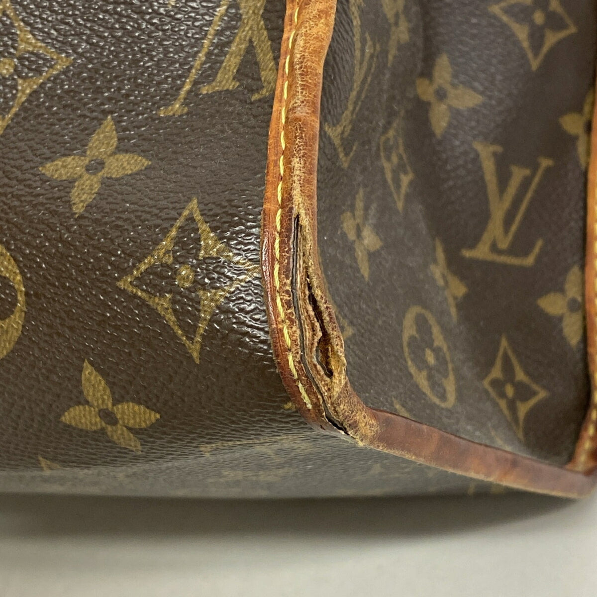 Louis Vuitton Brown Tote Bag (Pre-Owned)