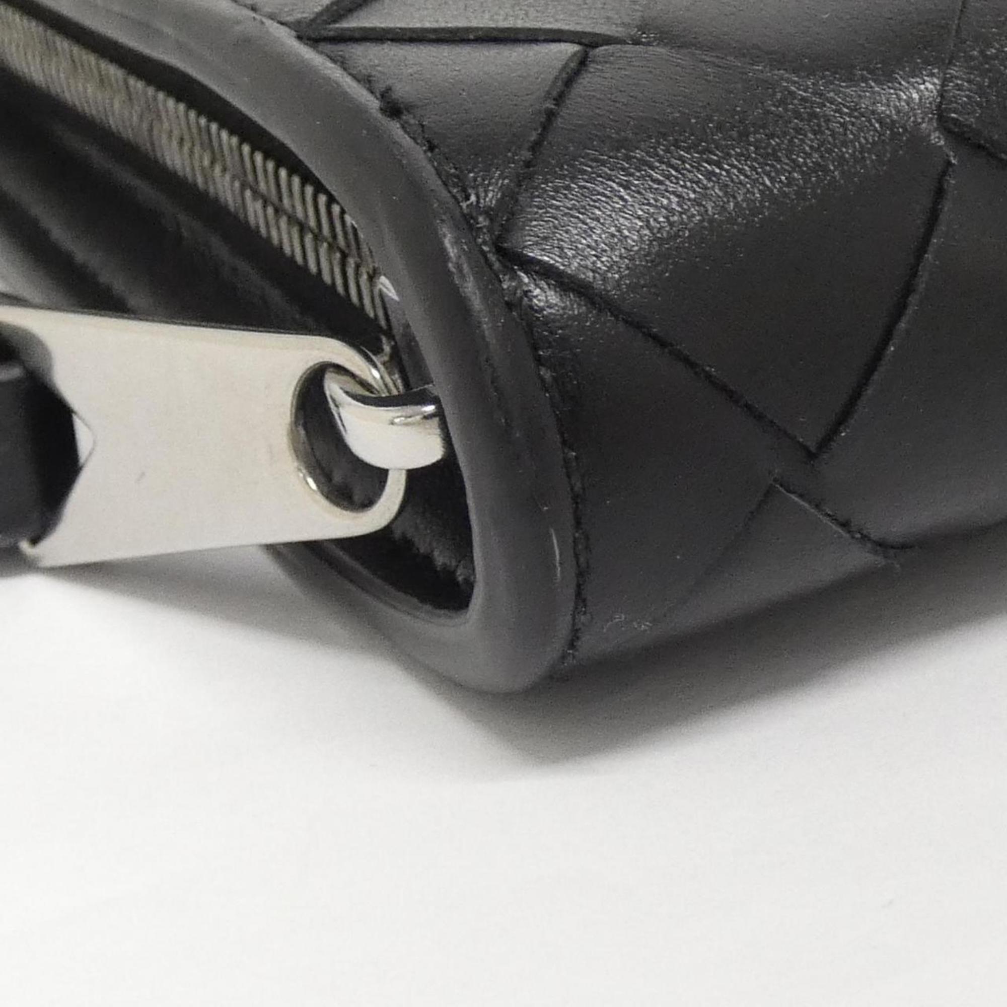 Bottega Veneta Black Leather Handbag (Pre-Owned)