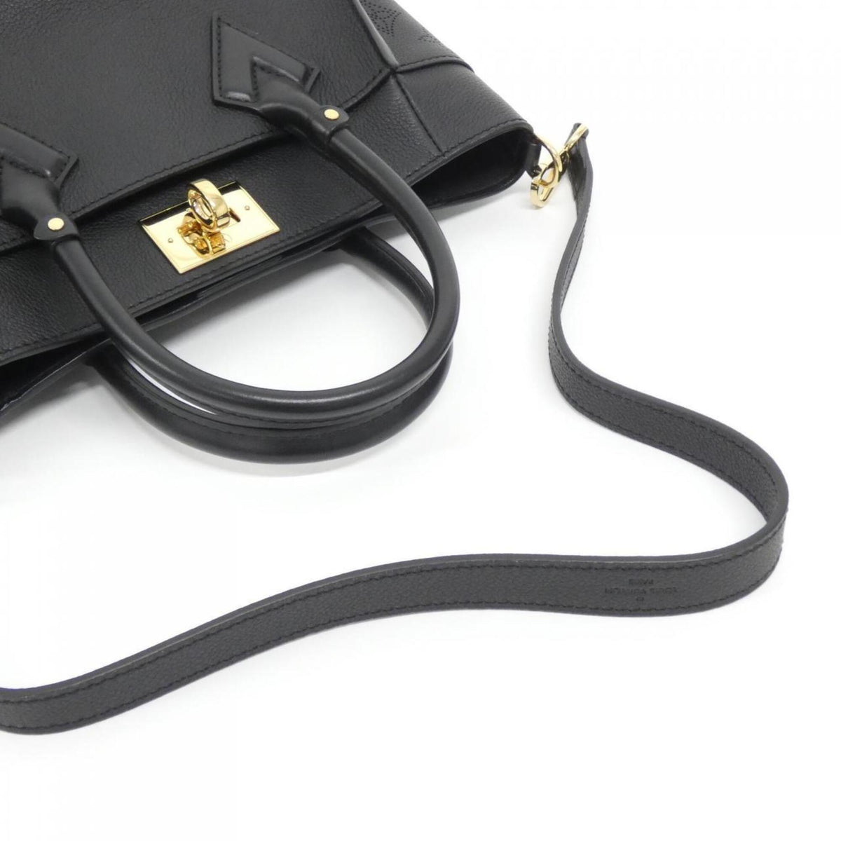 Louis Vuitton Black Leather Handbag (Pre-Owned)