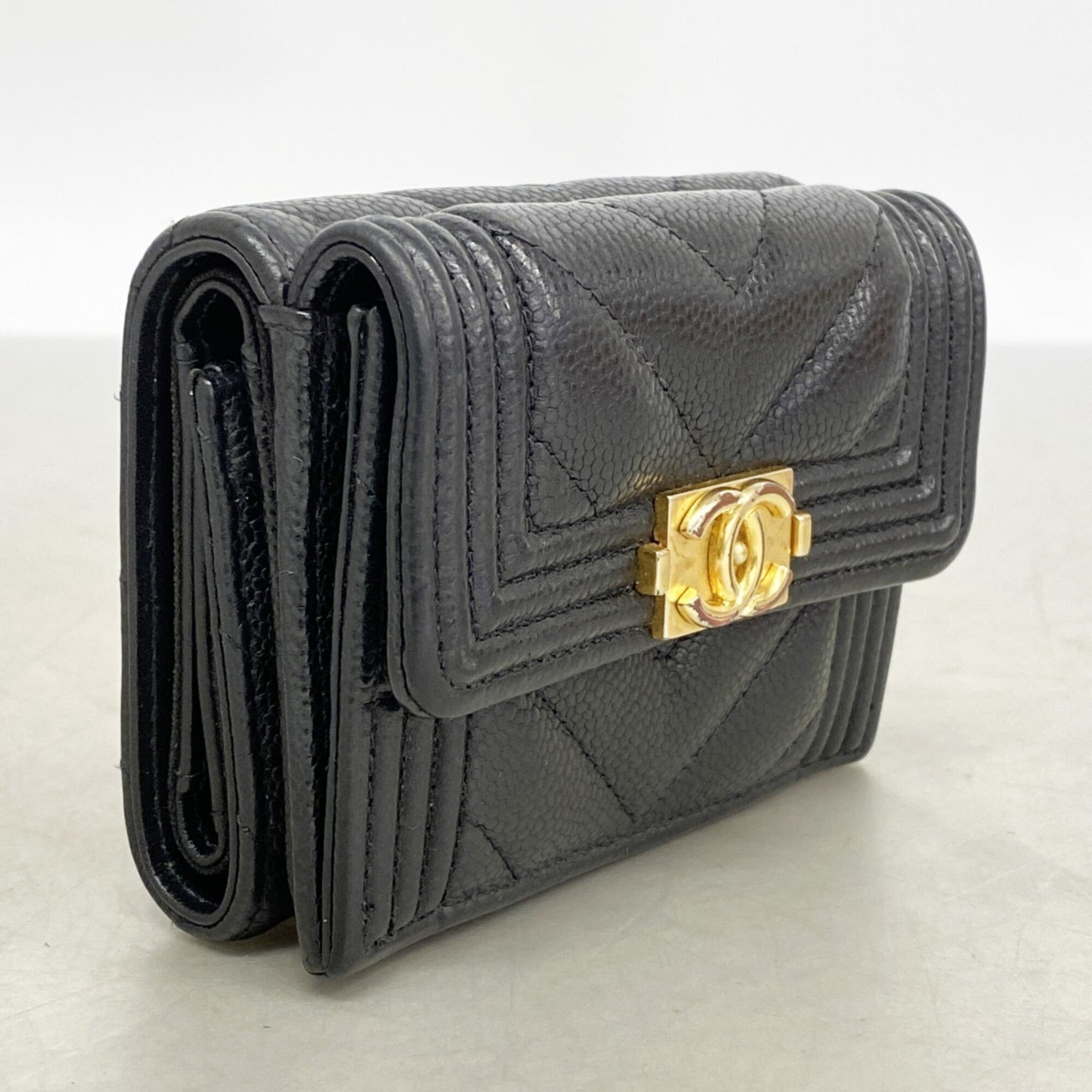Chanel Black Grained Calfskin Wallet (Tri-Fold) (Pre-Owned)