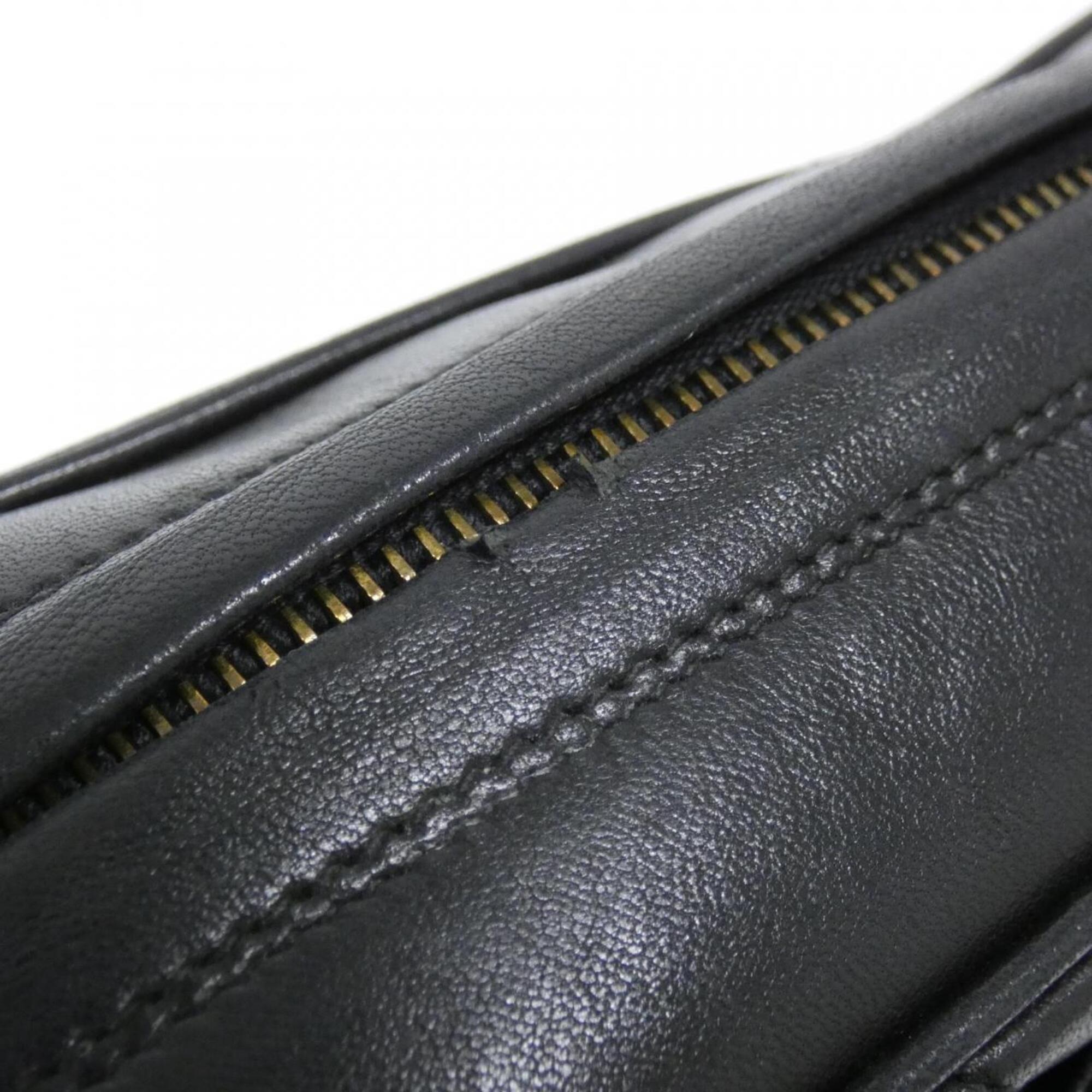 Chanel Black Leather Shoulder Bag (Pre-Owned)