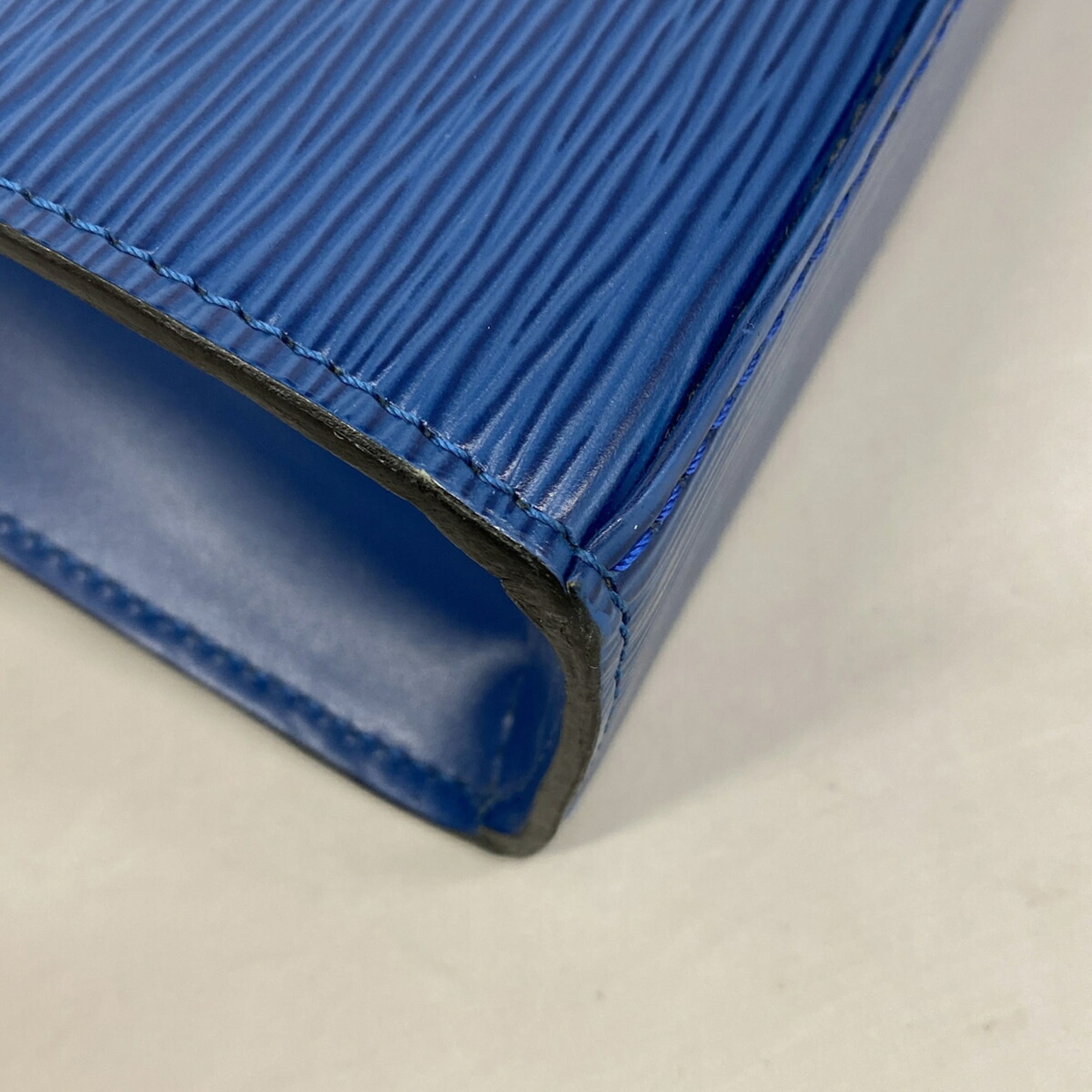 Louis Vuitton Toledo Blue Handbag (Pre-Owned)