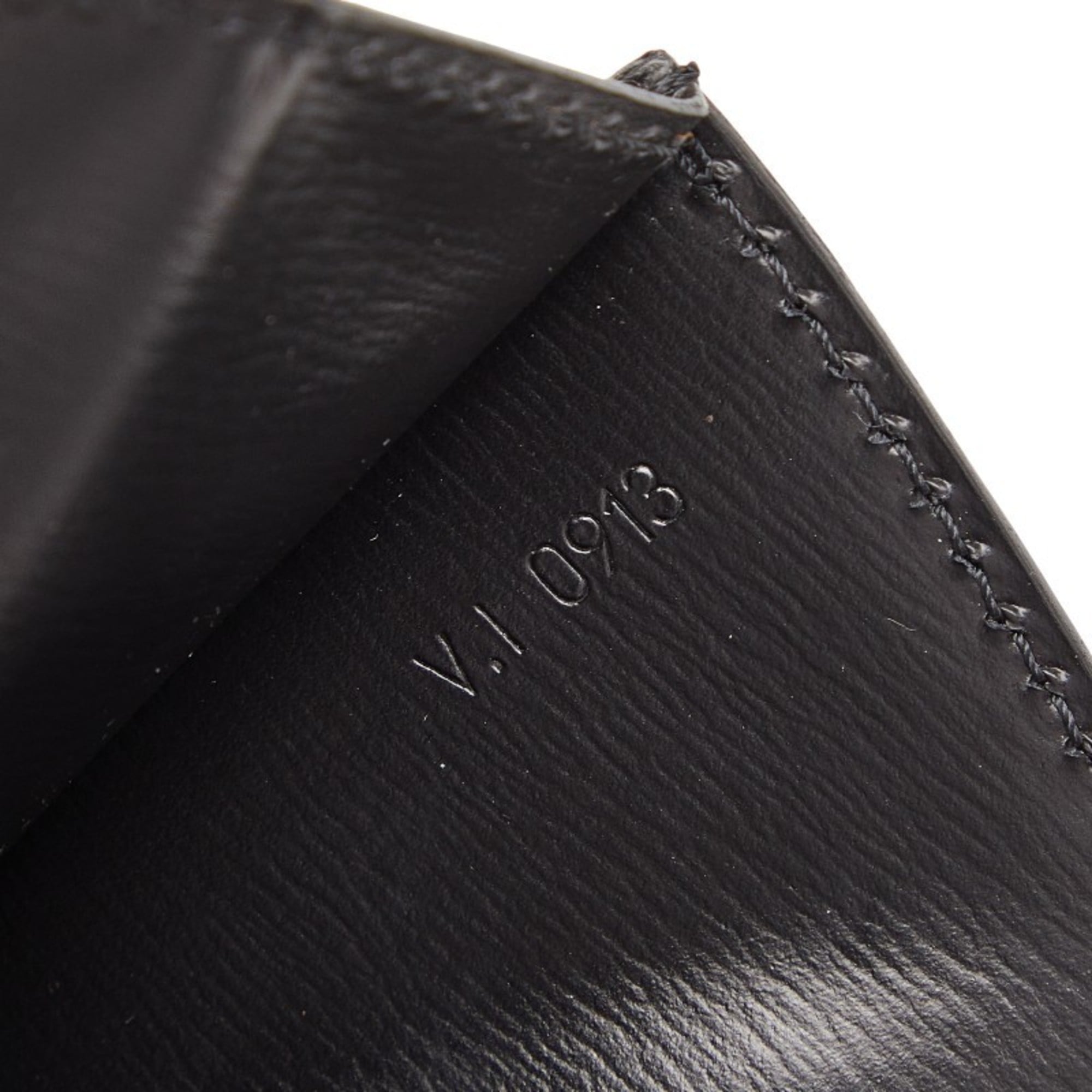 Louis Vuitton Black Noir Leather Shoulder Bag (Pre-Owned)