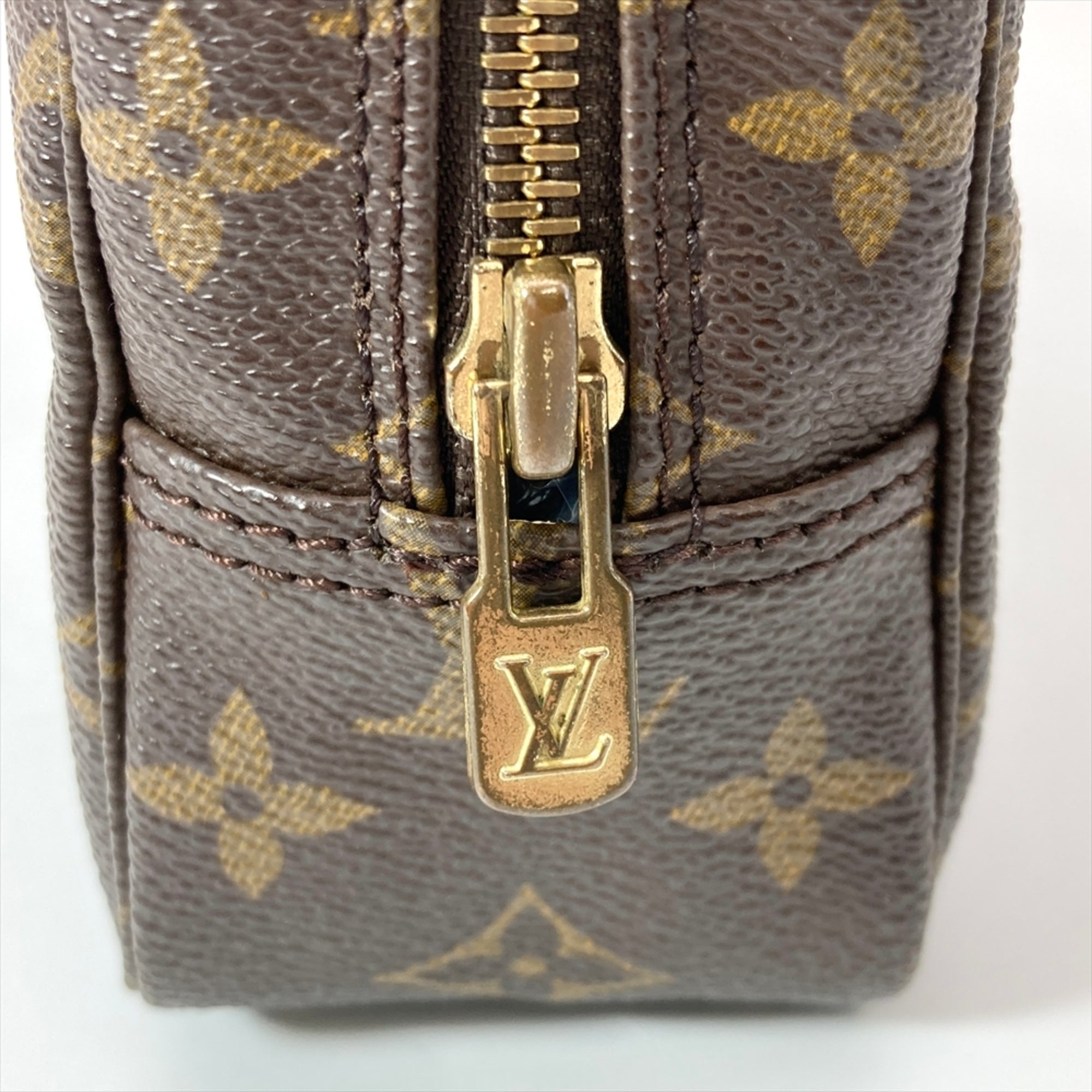 Louis Vuitton Brown Monogram Handbag Pouch (Pre-Owned)