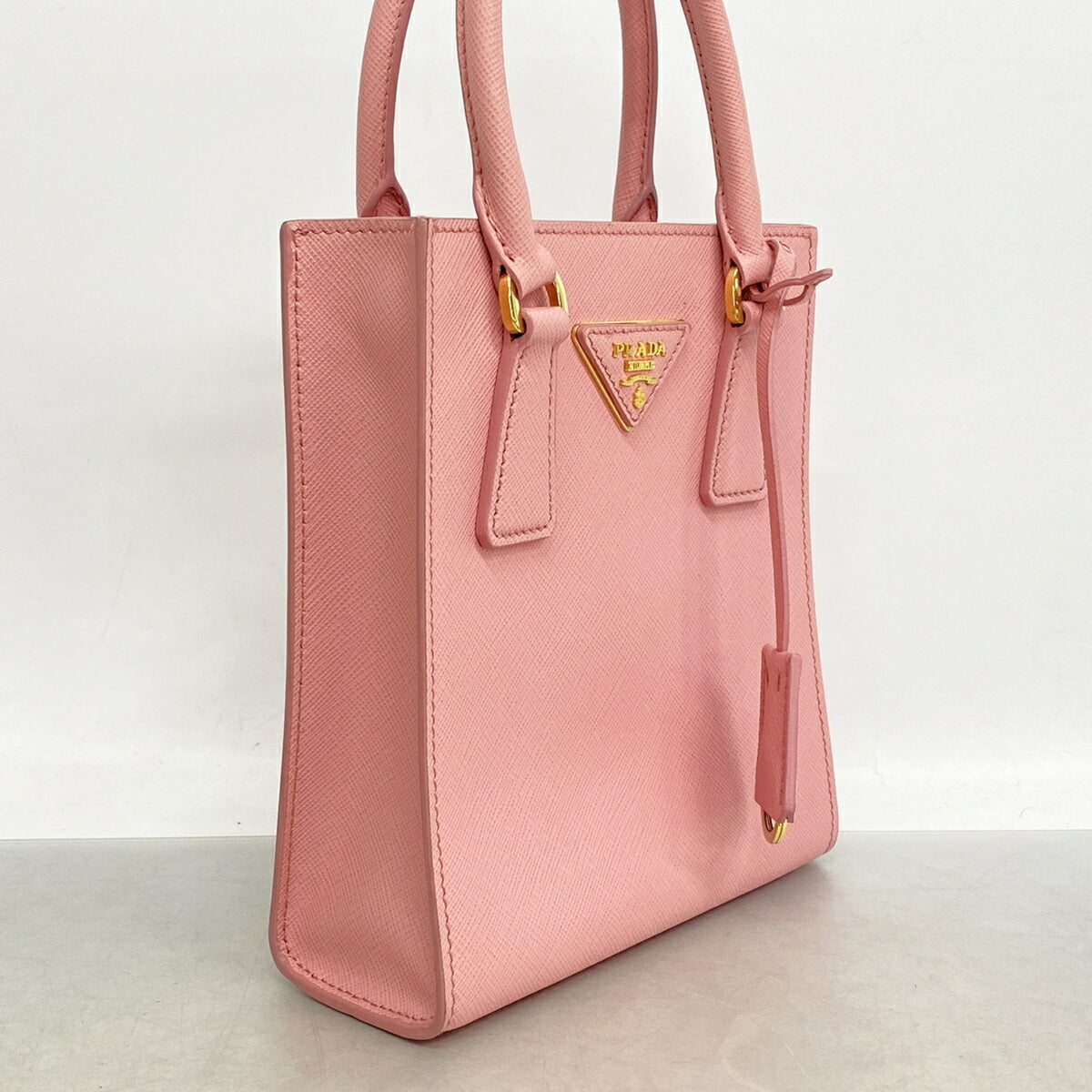 Prada Pink Leather Handbag (Pre-Owned)
