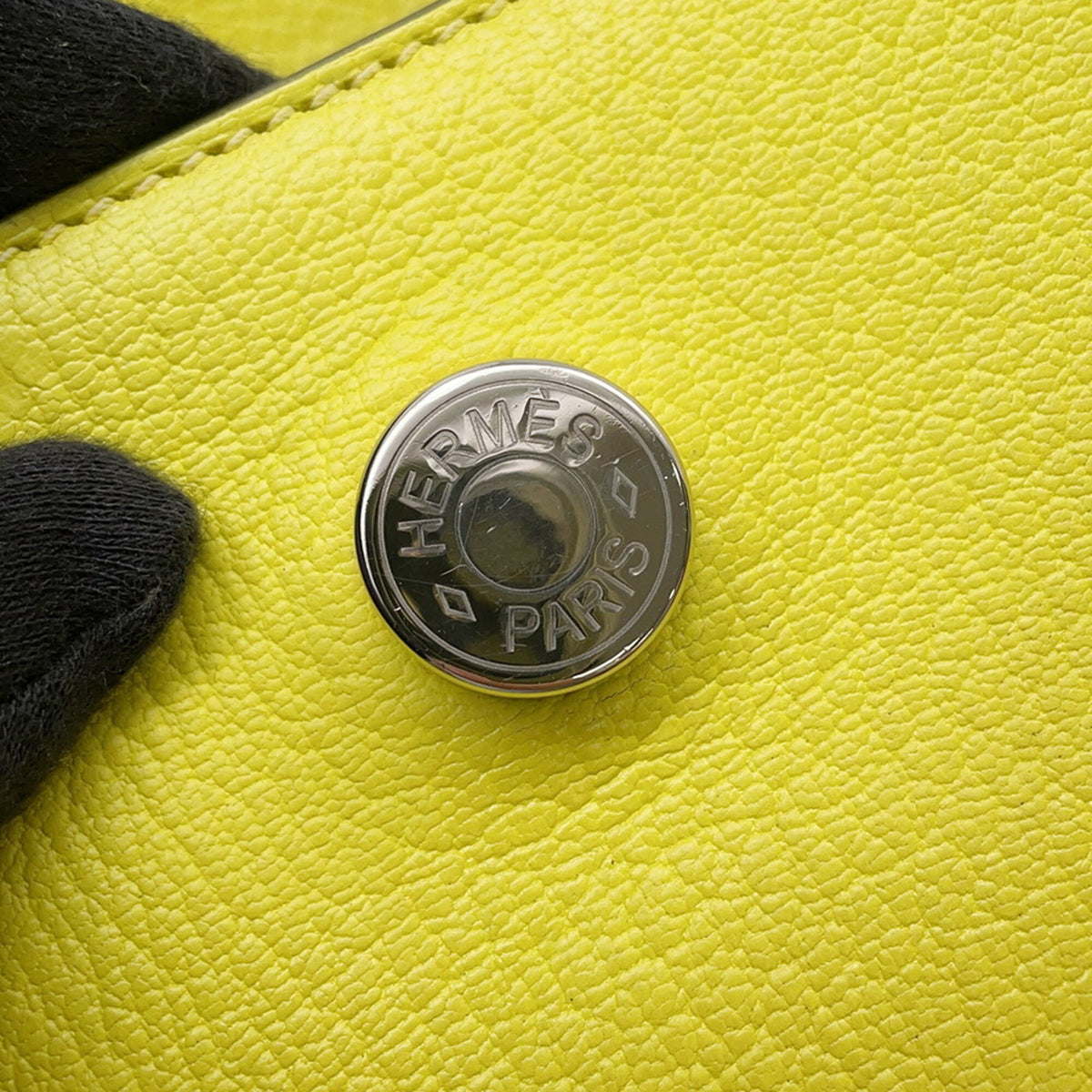 Hermes Lime Chevre Myzore Leather Clutch Bag Handbag (Pre-Owned)