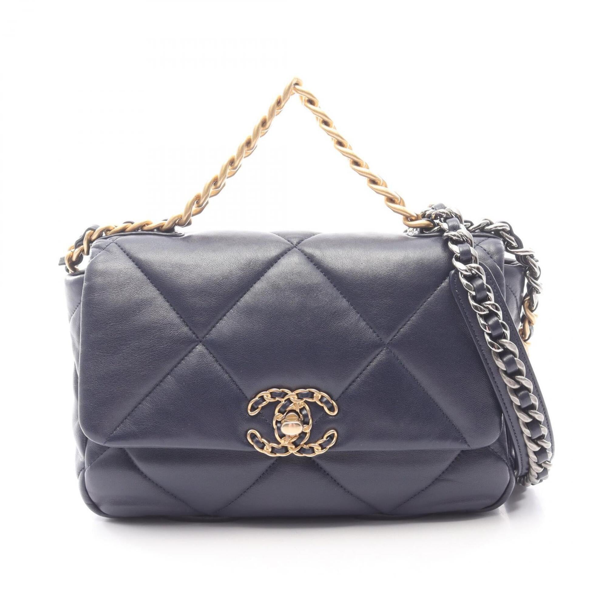 Chanel Matelasse Navy Leather Handbag Shoulder Bag (Pre-Owned)