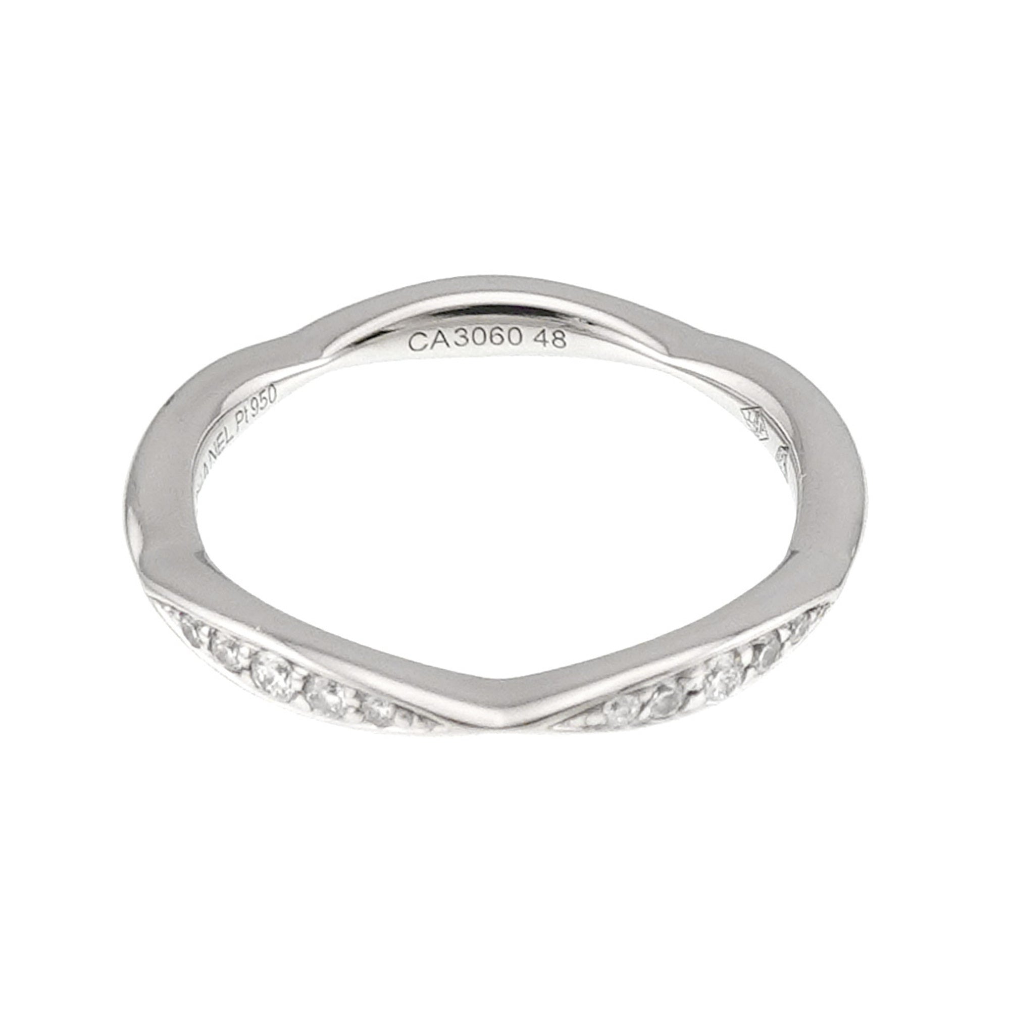 Chanel Platinum 950 Band Ring (Pre-Owned)