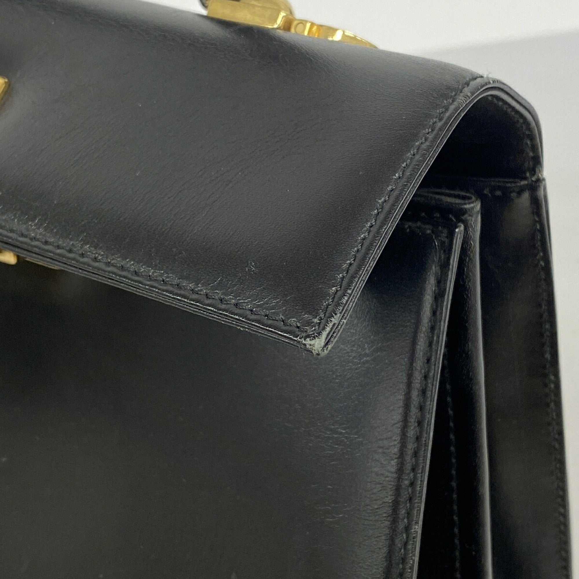Salvatore Ferragamo Black Leather Handbag (Pre-Owned)