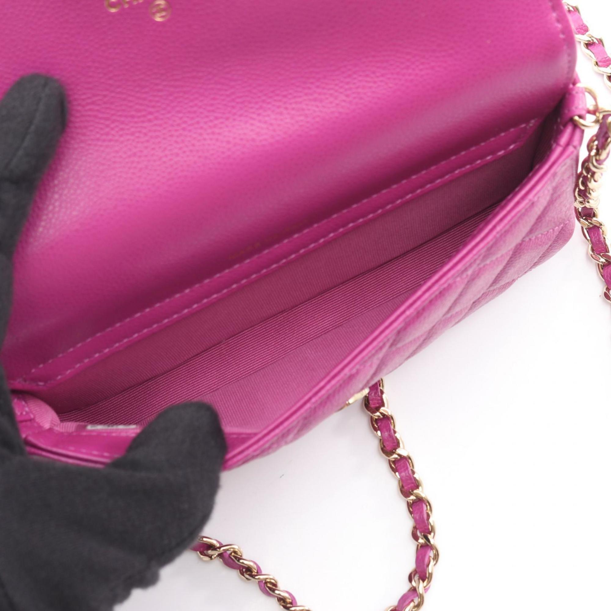 Chanel Purple Leather Shoulder Bag (Pre-Owned)