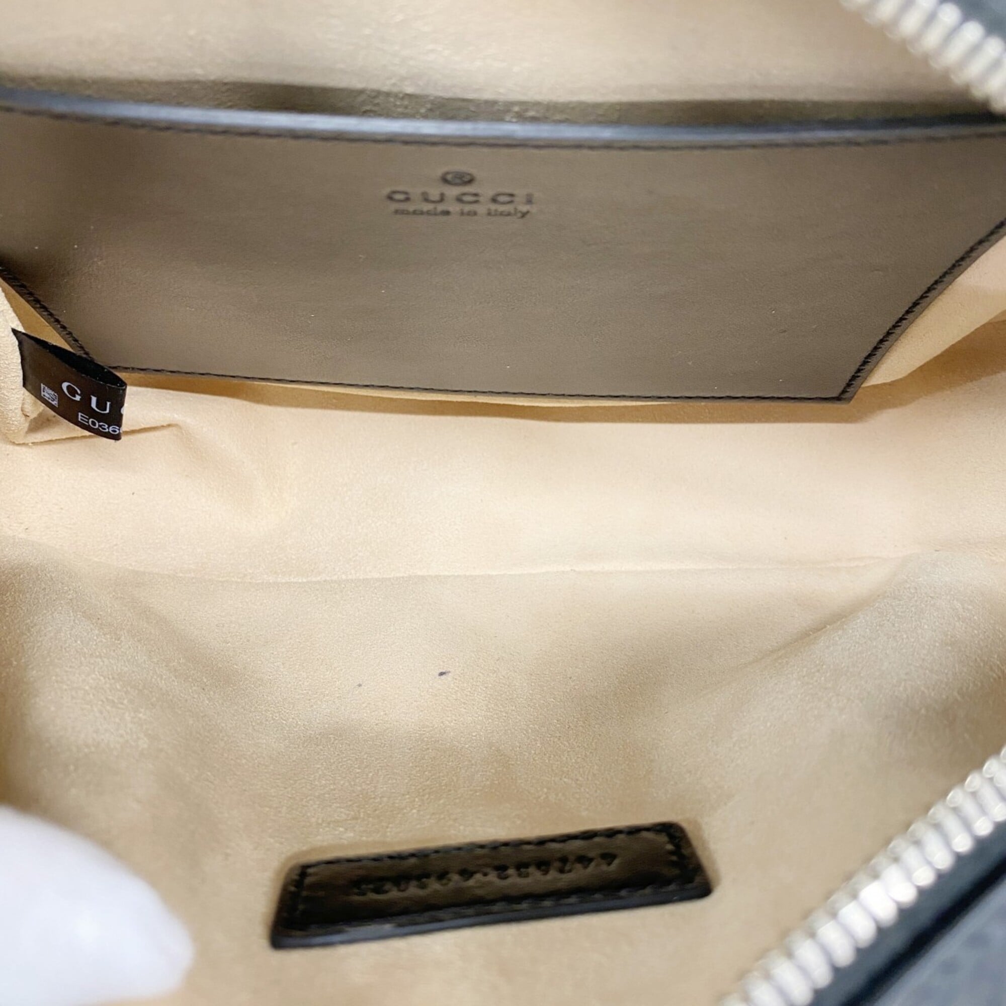 Gucci Black Leather Shoulder Bag (Pre-Owned)