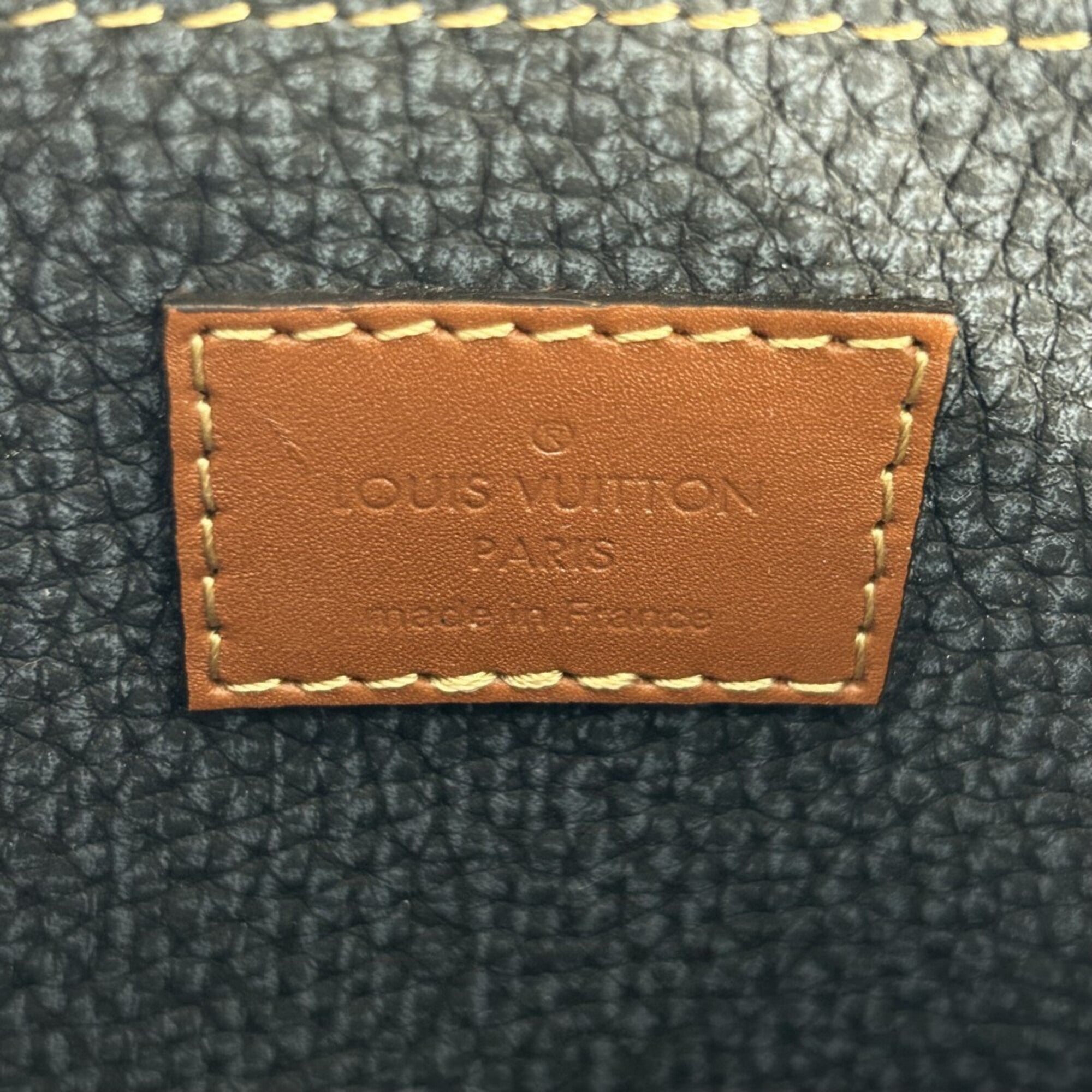 Louis Vuitton Navy Monogram Pochette Shoulder Bag (Pre-Owned)