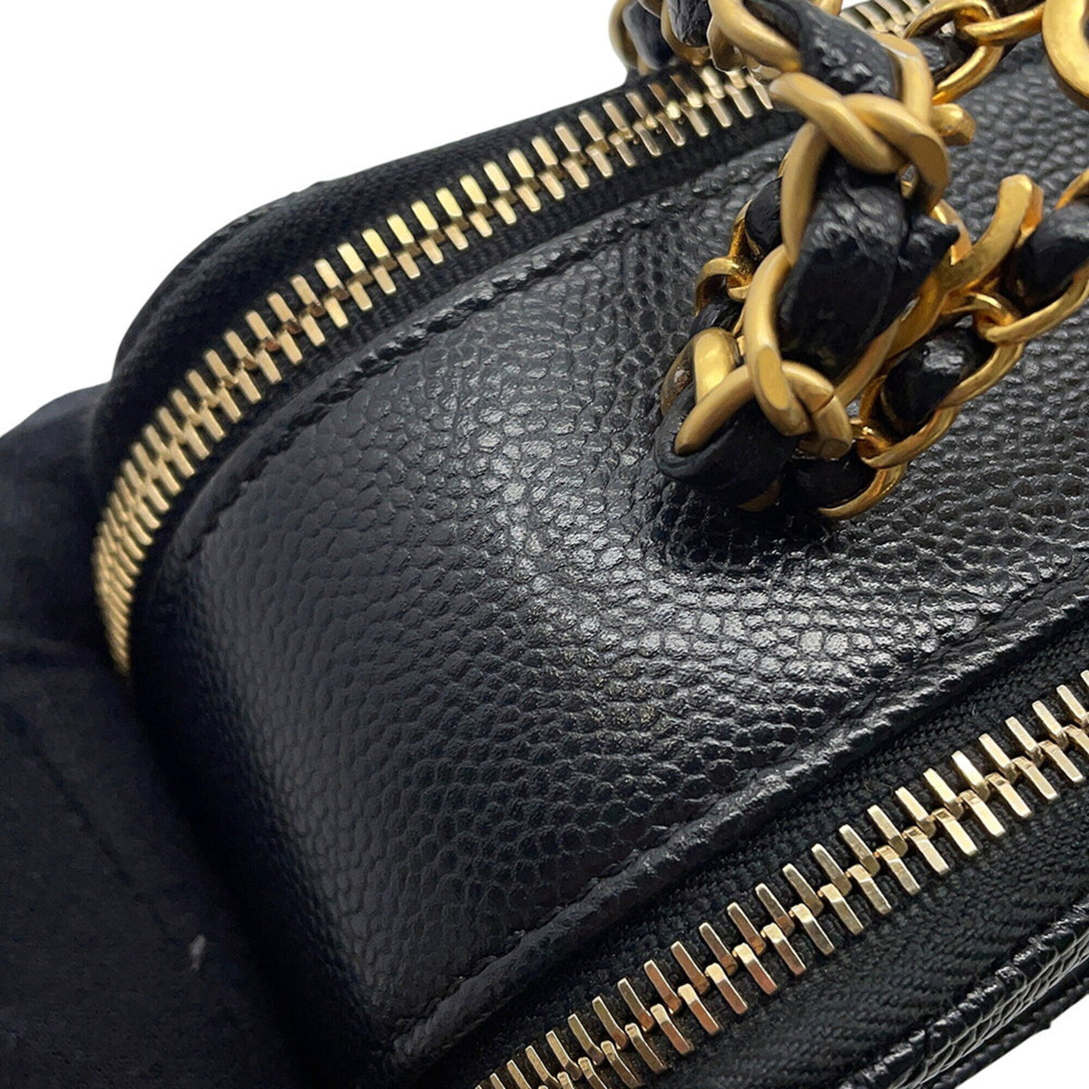 Chanel Black Grained Calfskin Shoulder Bag (Pre-Owned)