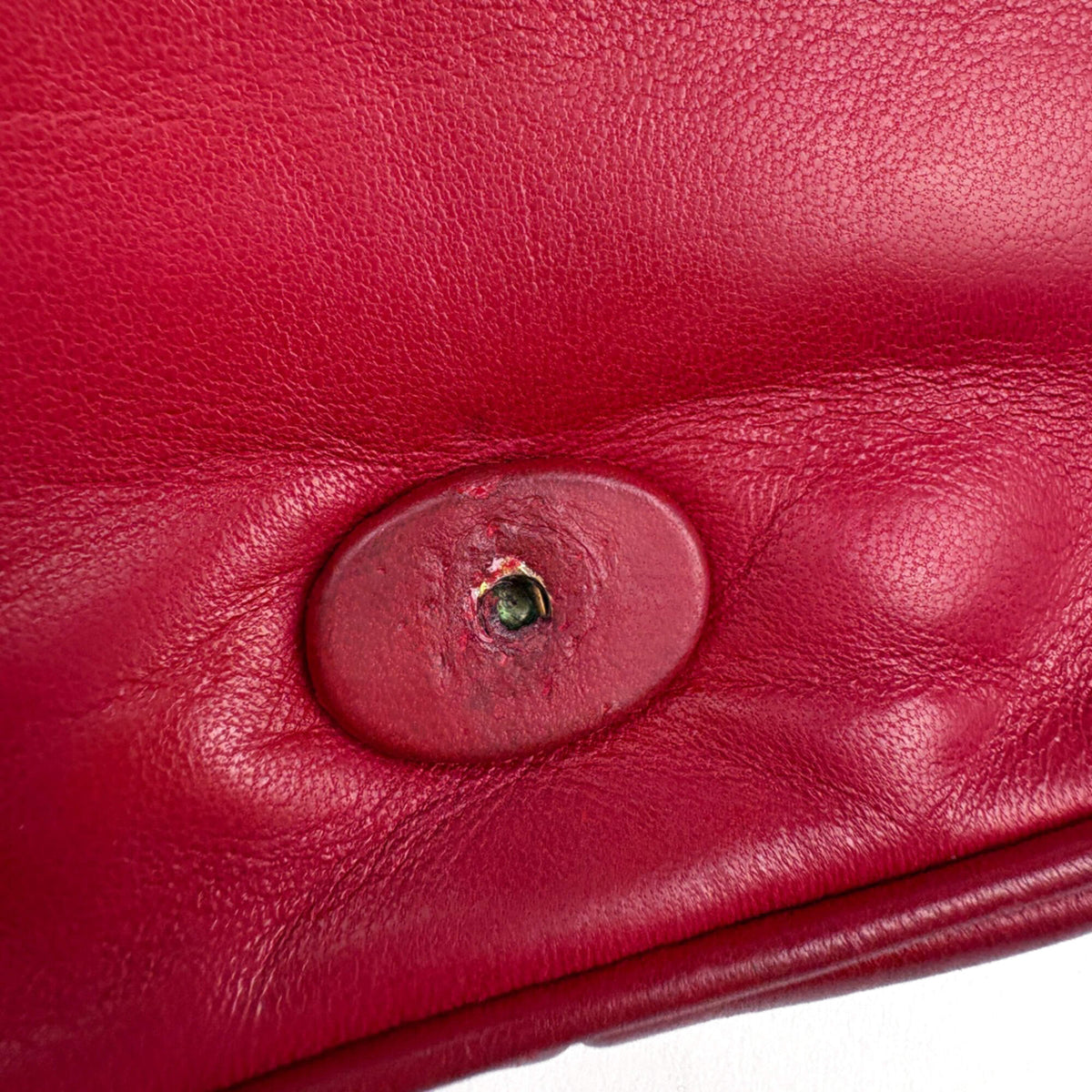 Chanel Red Color Leather Shoulder Bag (Pre-Owned)