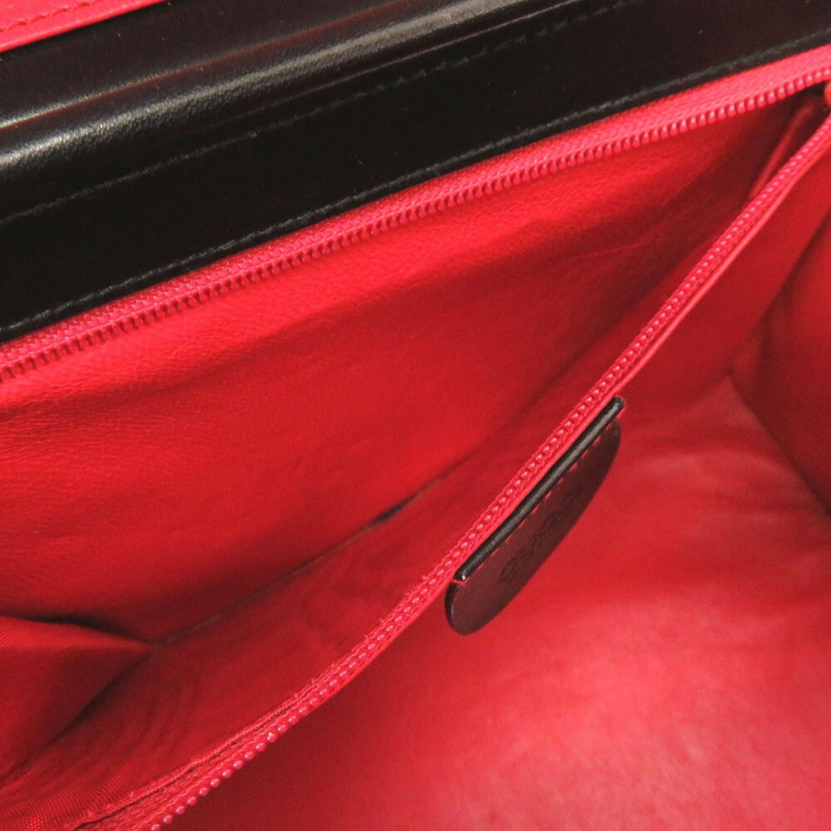 Gucci Black Leather Handbag Vanity Bag (Pre-Owned)