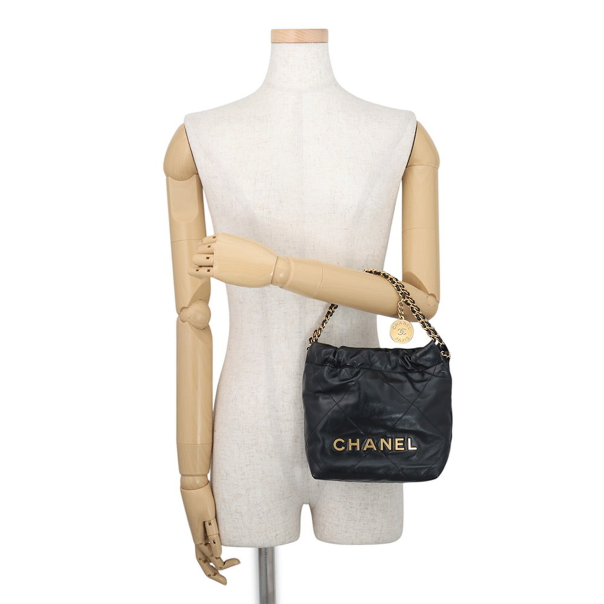 Chanel Black Handbag (Pre-Owned)