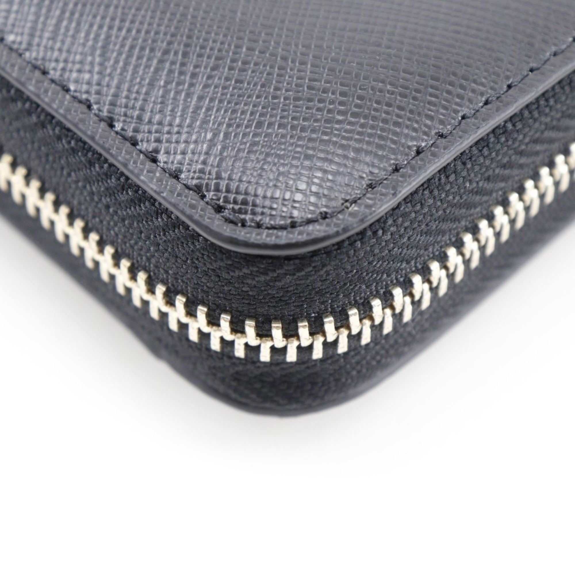 Kate Spade Black Leather Long Wallet (Bi-Fold) (Pre-Owned)