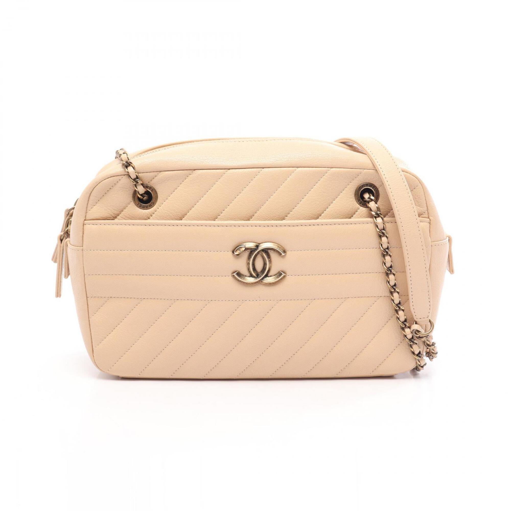 Chanel Beige Leather Handbag Shoulder Bag (Pre-Owned)