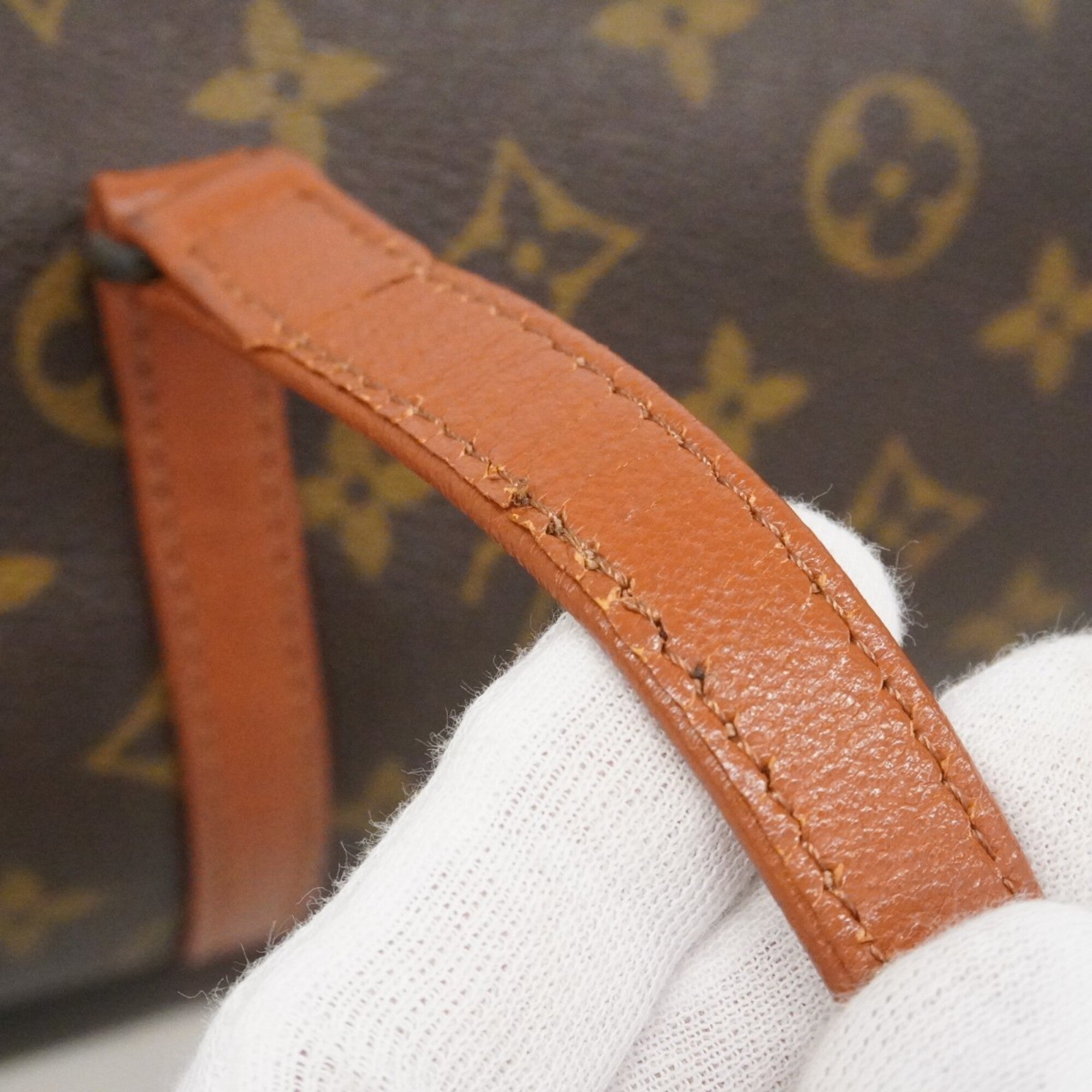 Louis Vuitton Brown Handbag (Pre-Owned)