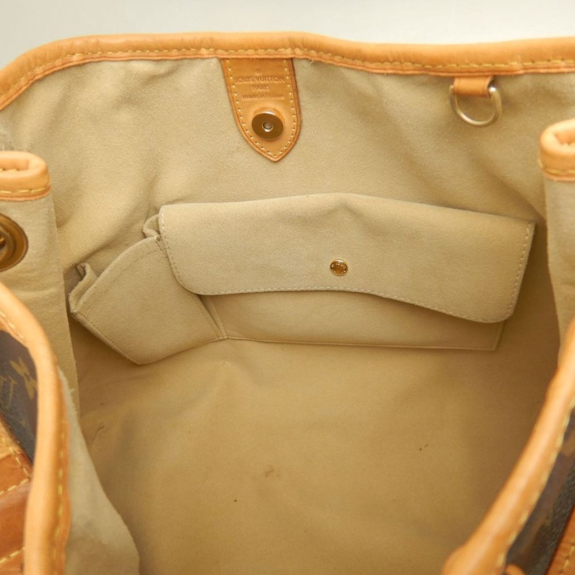 Louis Vuitton Brown Monogram Shoulder Bag (Pre-Owned)