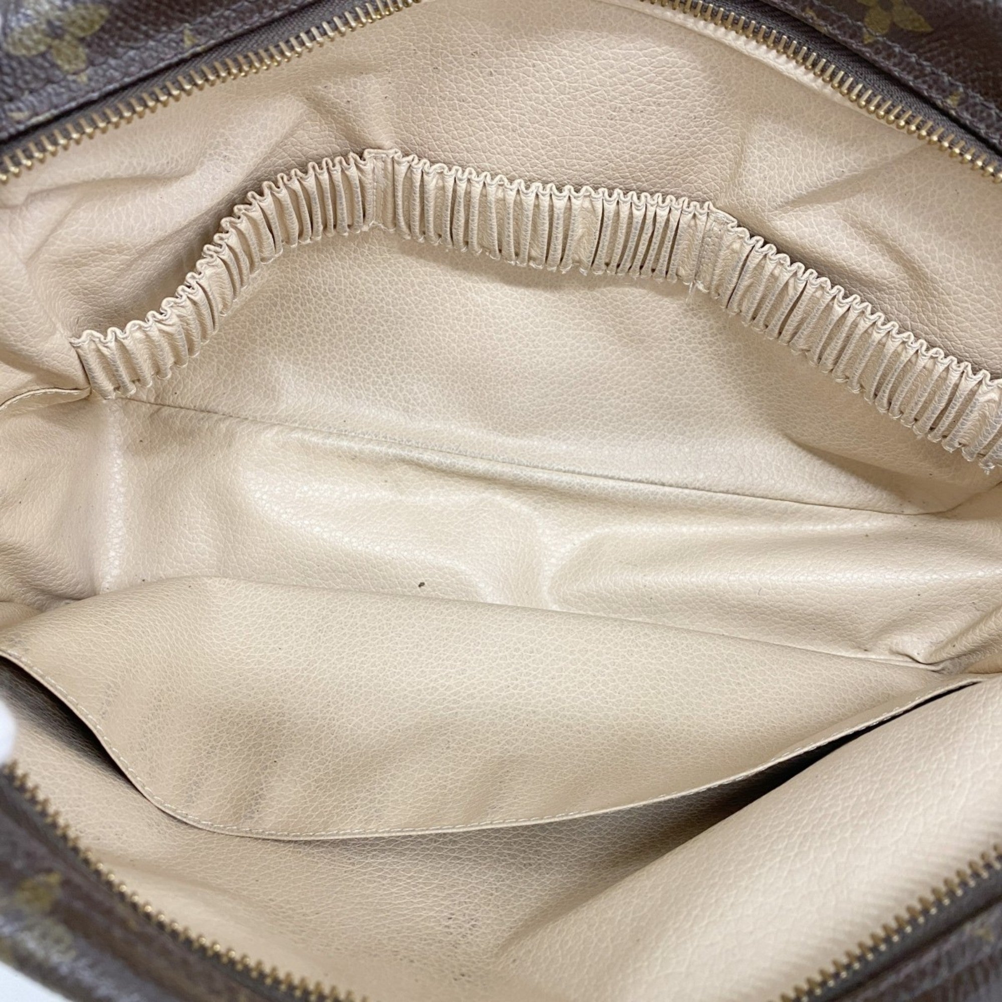 Louis Vuitton Brown Pouch (Pre-Owned)
