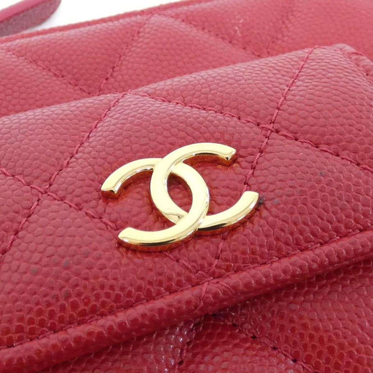 Chanel Red Color Grained Calfskin Handbag (Pre-Owned)