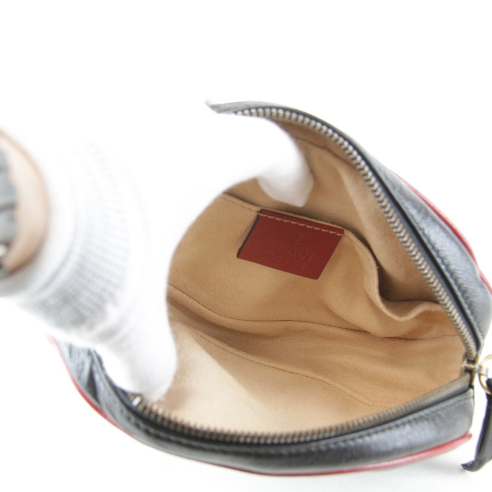 Gucci Gg Marmont Black Leather Fanny Pack (Pre-Owned)